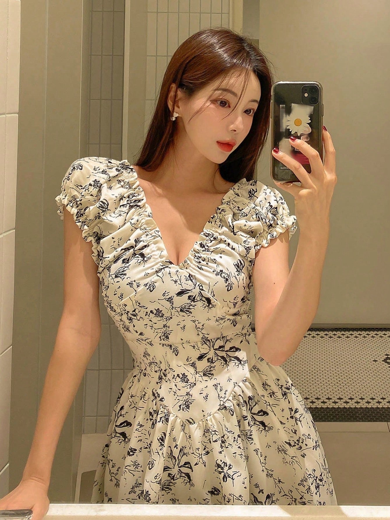 Women's Floral Print V-Neck Short Sleeve Mini Dress