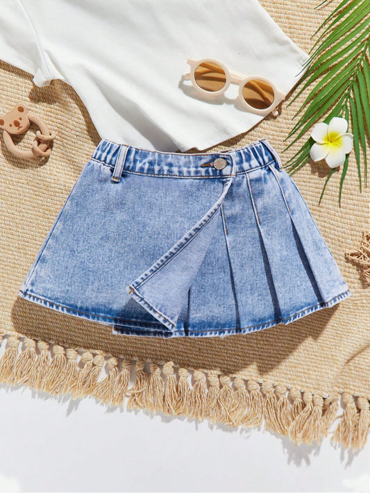 Young Girl's New Casual Fashionable Water Washed Denim Skirt With Pleated Design