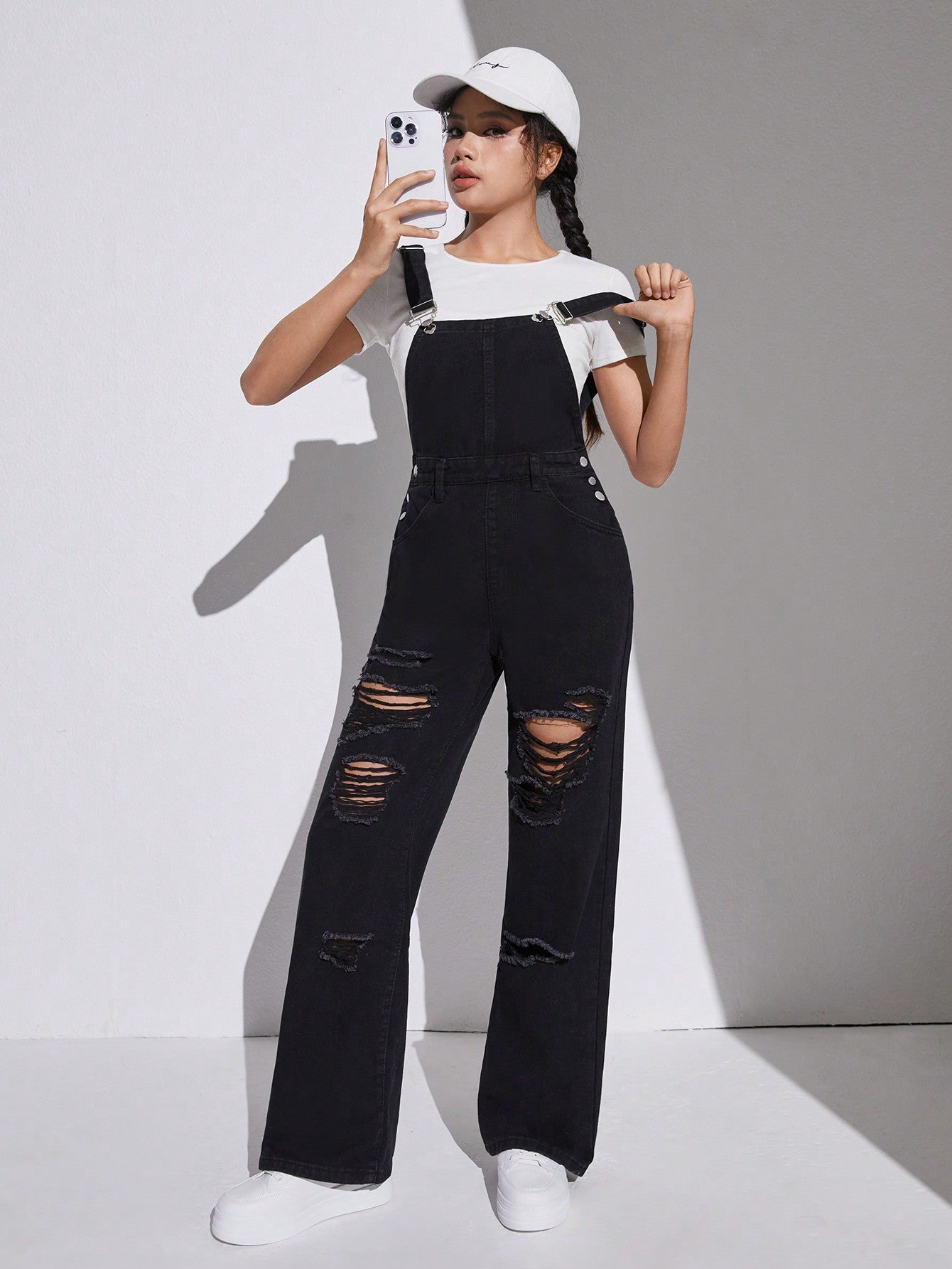 Teen Girl Patched Pocket Ripped Detail Black Denim Overalls Without Tee