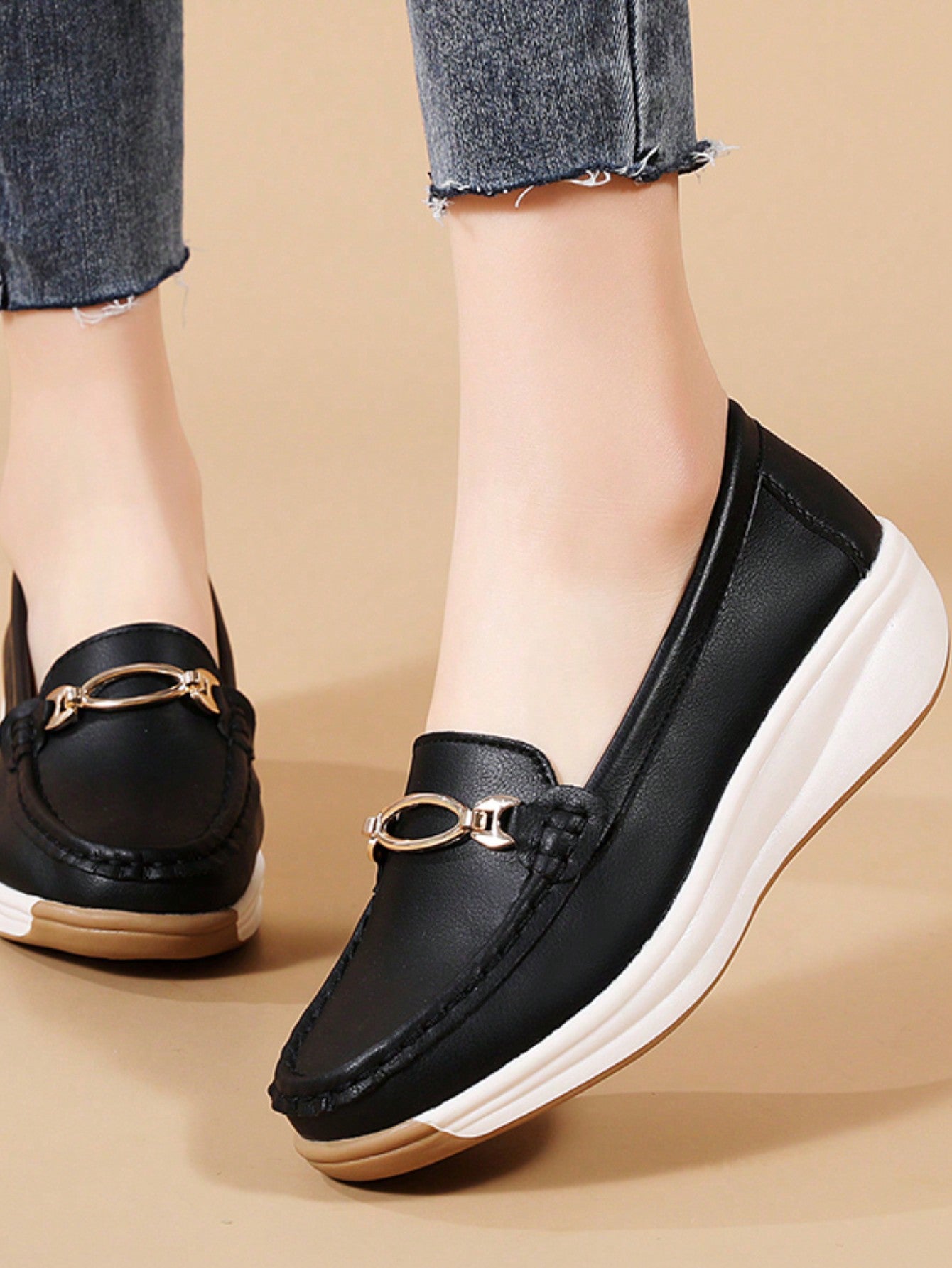 Women's Thick-Soled Shoes, Hand-Stitched Soft-Sole Mom Shoes With Wedge Heels For Spring And Autumn