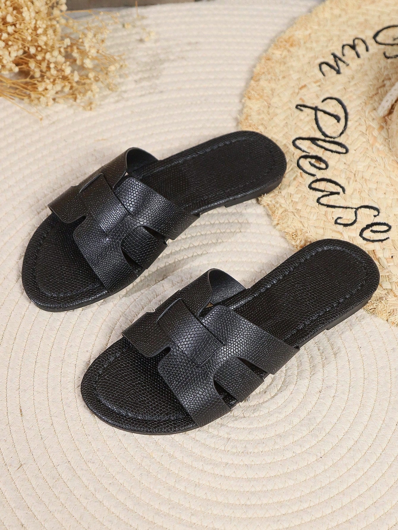 Teenagers' Leisure Anti-Slip Wear-Resistant Pu Round Toe Flat Fashion Women's Slippers For Summer Vacation, Beach, Euopean And American Styles