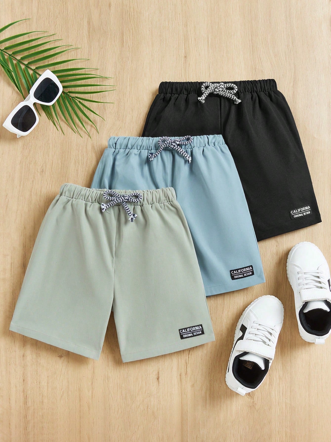 Young Boy 3pcs Letter Patched Detail Drawstring Waist Shorts