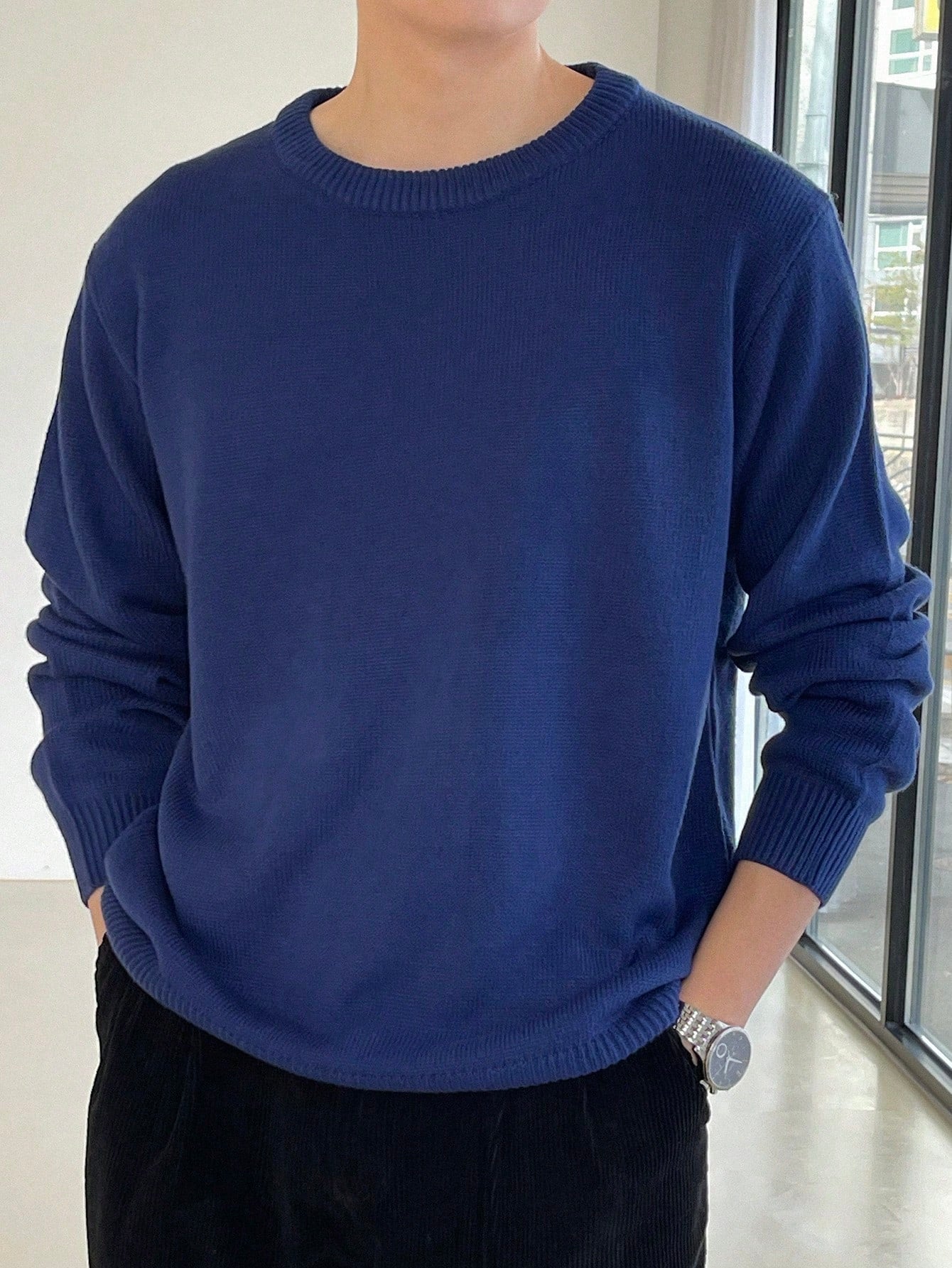 Men Solid Drop Shoulder Sweater