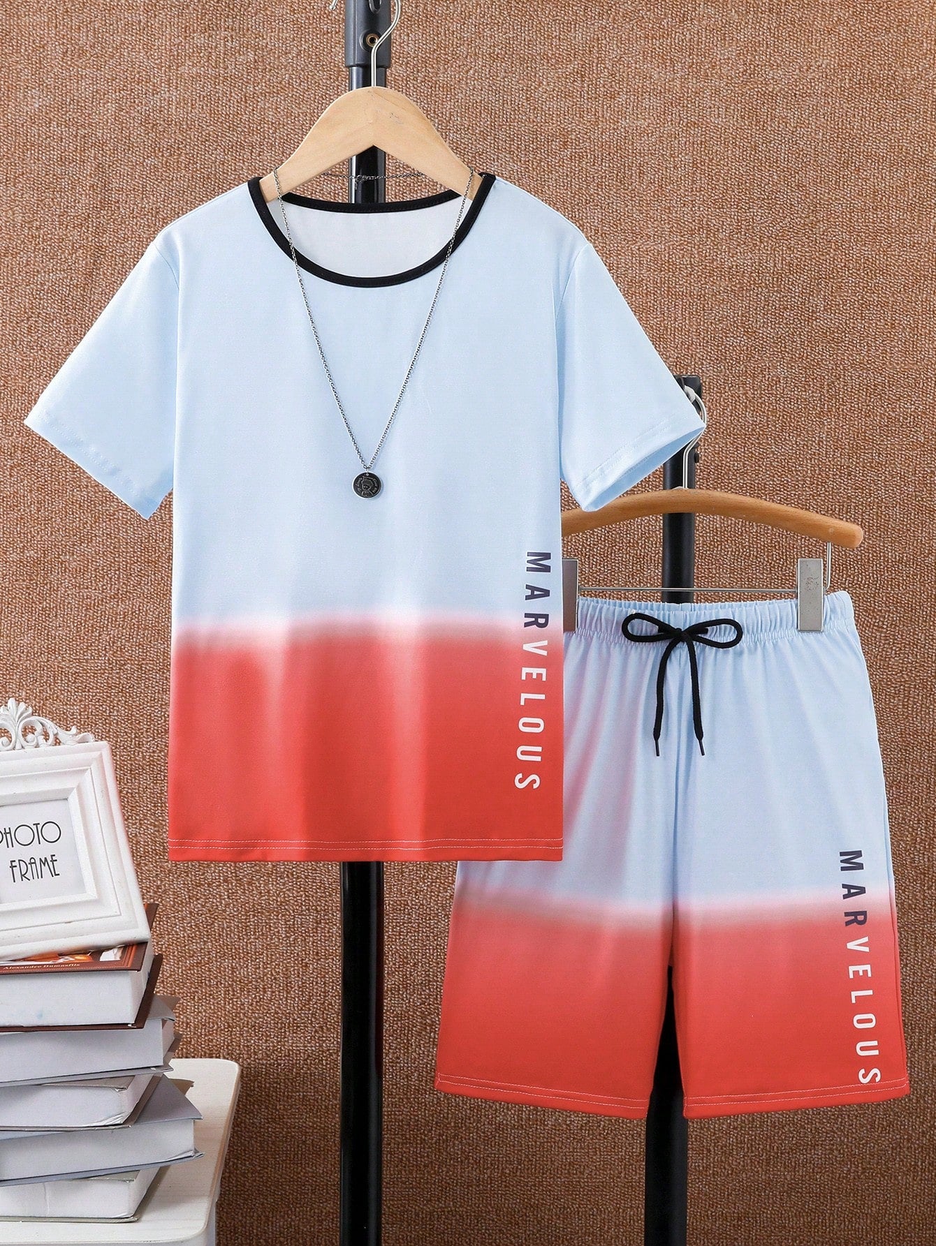 Kids Tween Boy Letter Graphic Ombre Contrast Trim Tee & Drawstring Waist Shorts