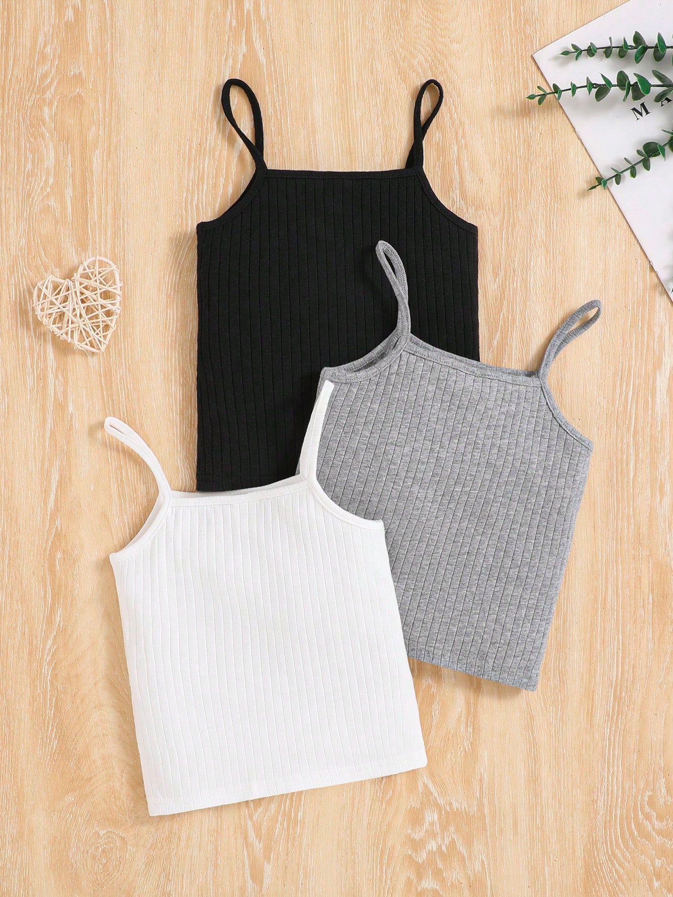 Young Girls' Casual Comfortable Cute Solid Color Tank Top