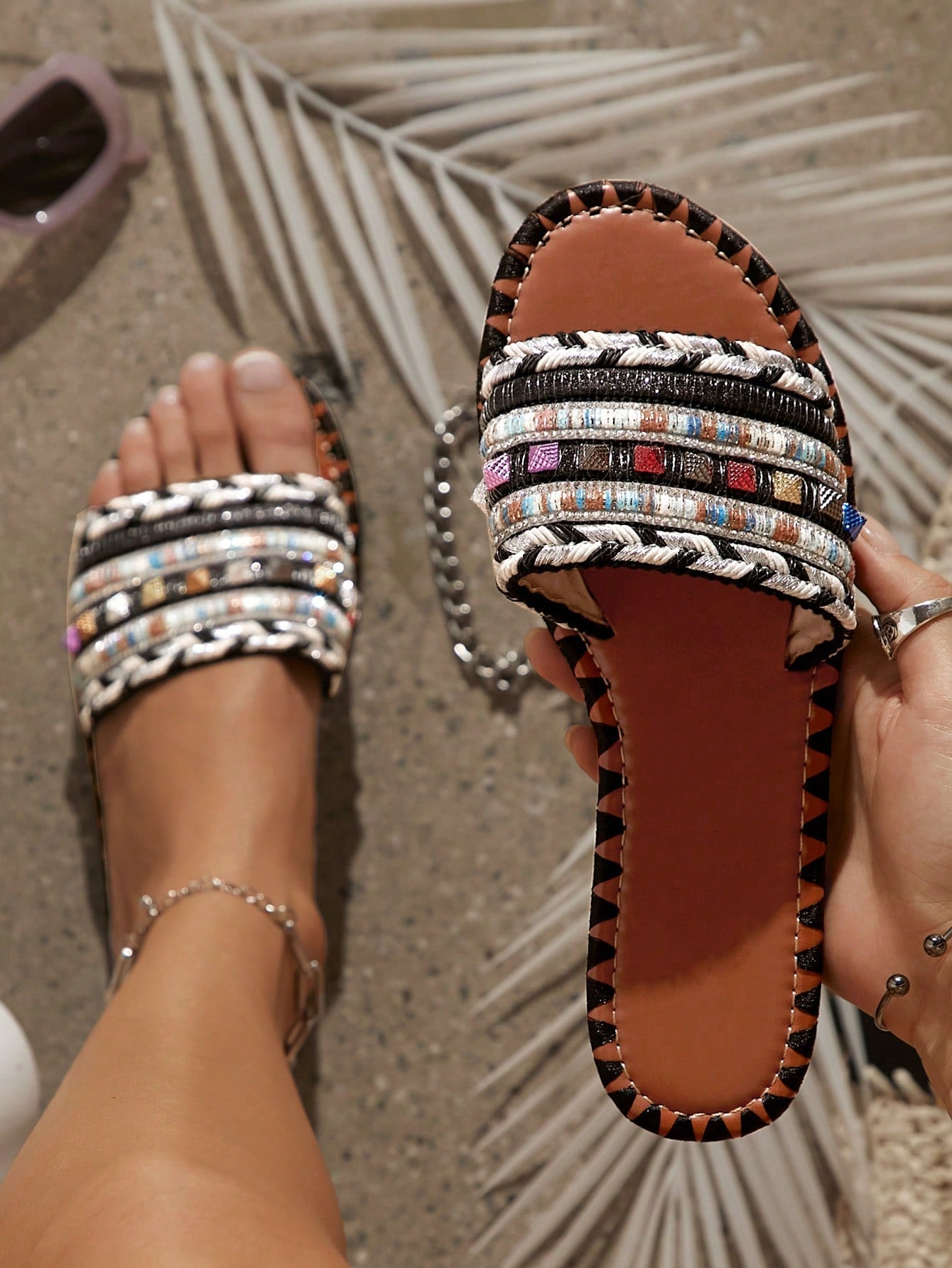 Women's Flat Sandals