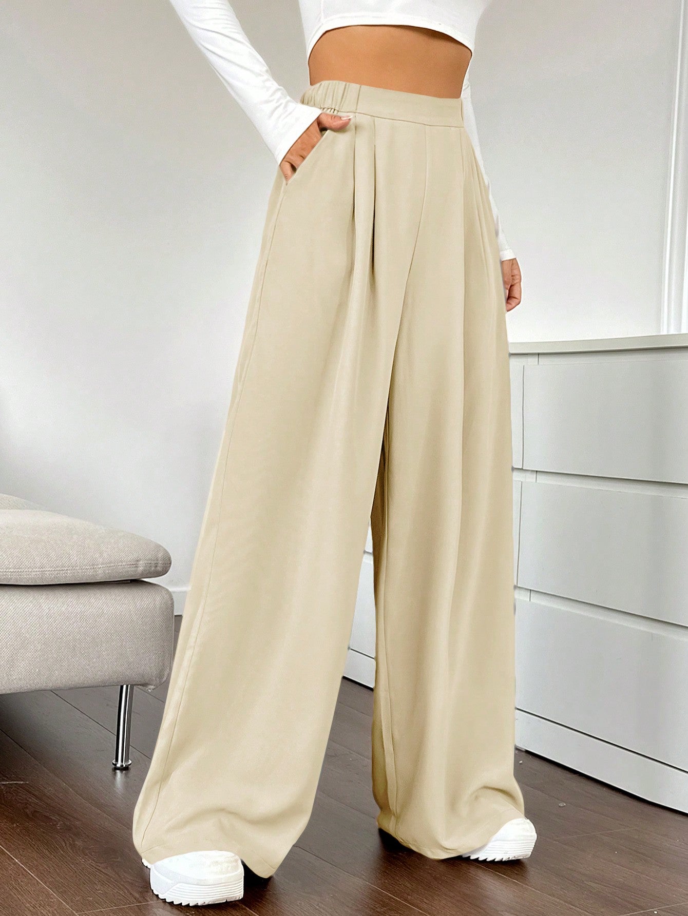 Women's Solid Color Pleated Wide Leg Pants