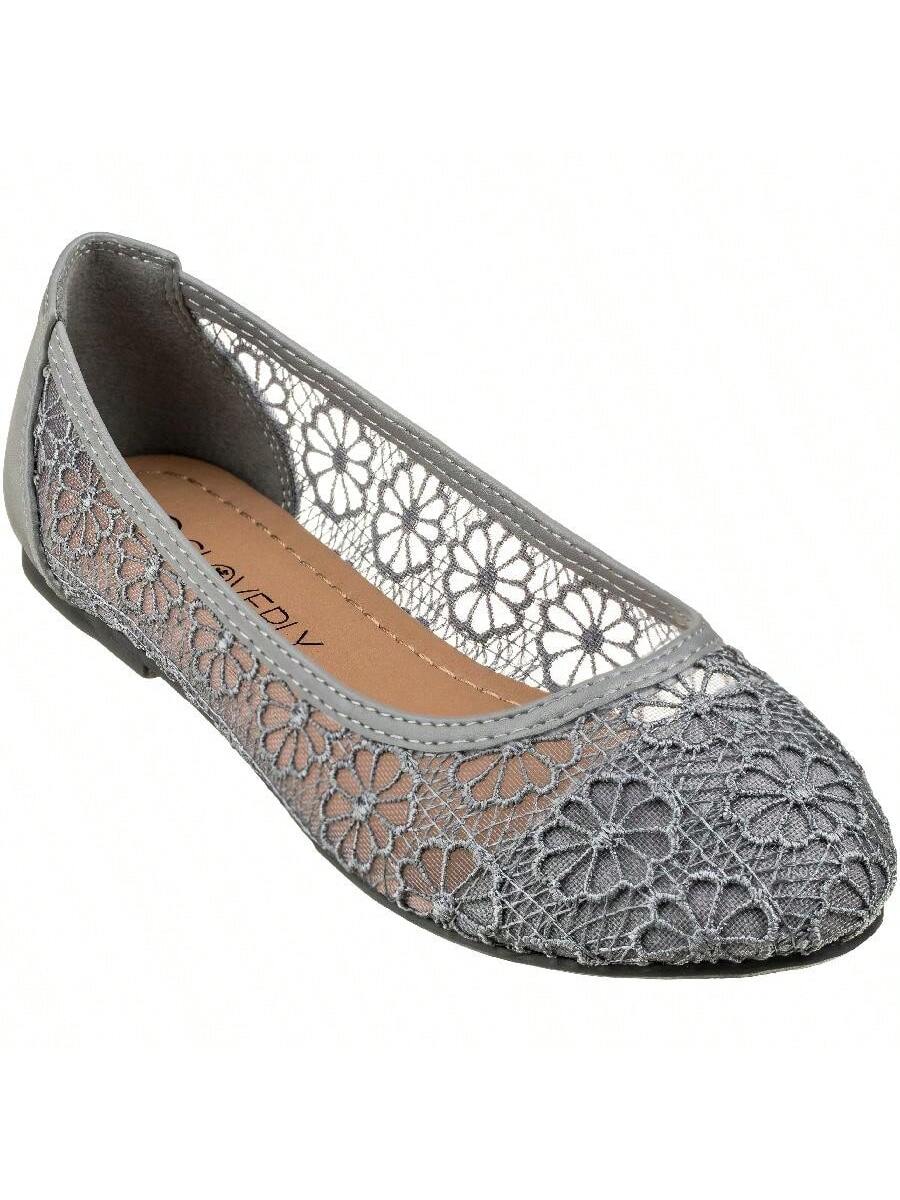 Women's Ballet Flats Cut Out Round Toe Slip On Floral Ballet Lace Flats Breathable Crochet Lace Ballet Flats