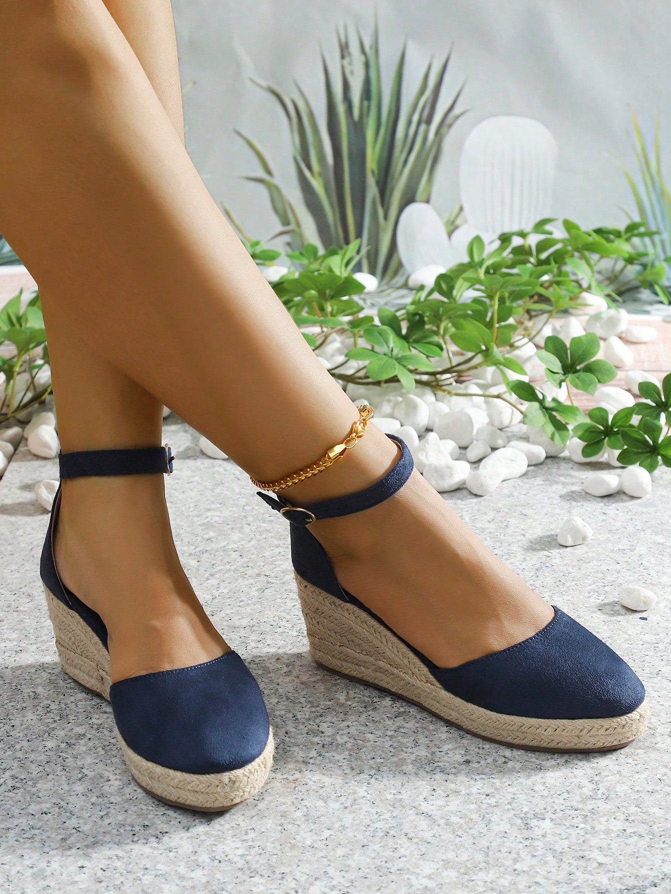 Women's High Heel French Style Wedge Sandals With Tie-up Straw Weaving, Fashionable Round Toe Hollow Fisherman Shoes With Ankle Strap