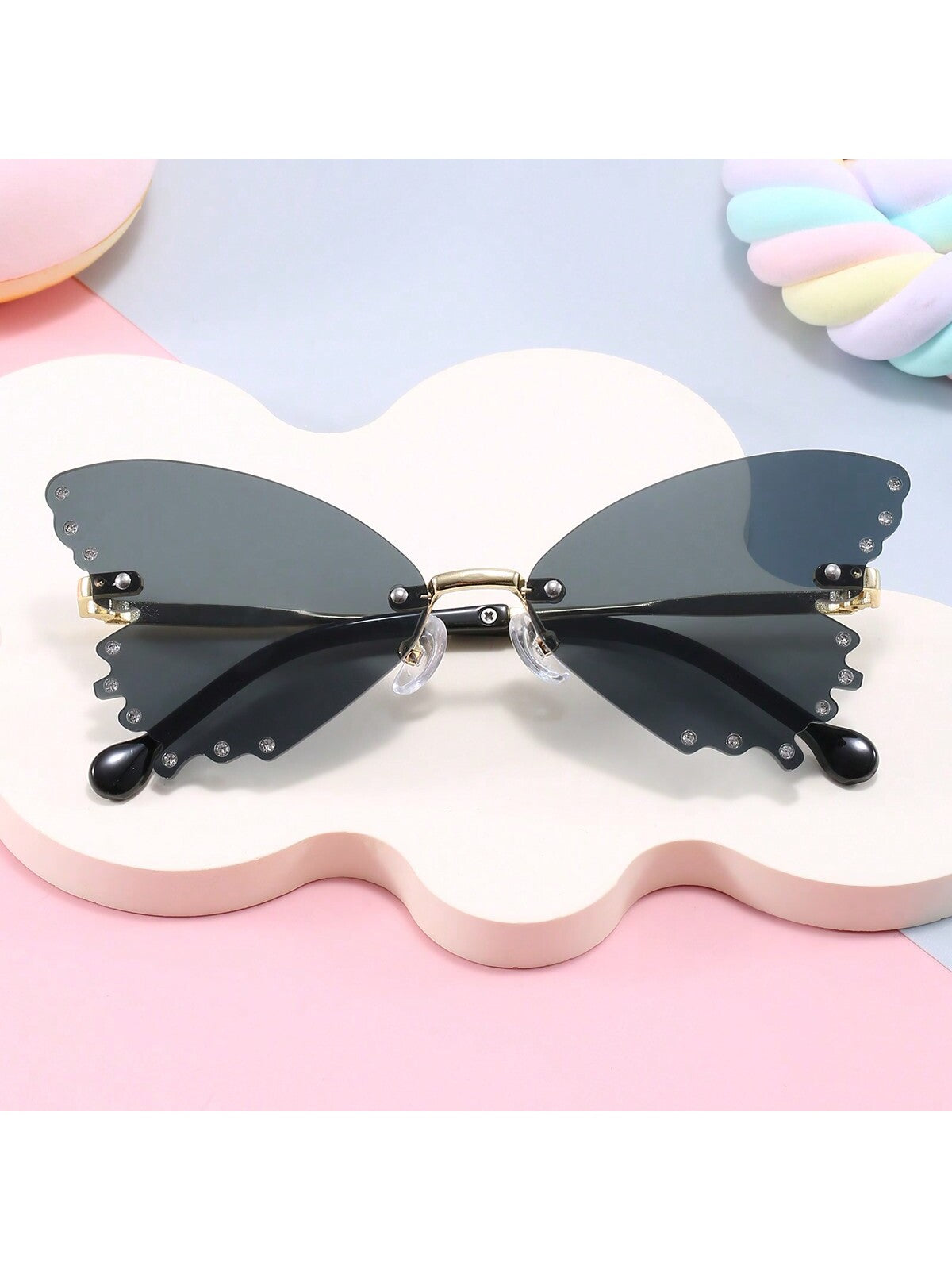 1pc Half-Metal Unframed Diamond Butterfly Shaped Sunglasses For Children, Outdoor Travel Sunshade, With Glasses Box And Cloth