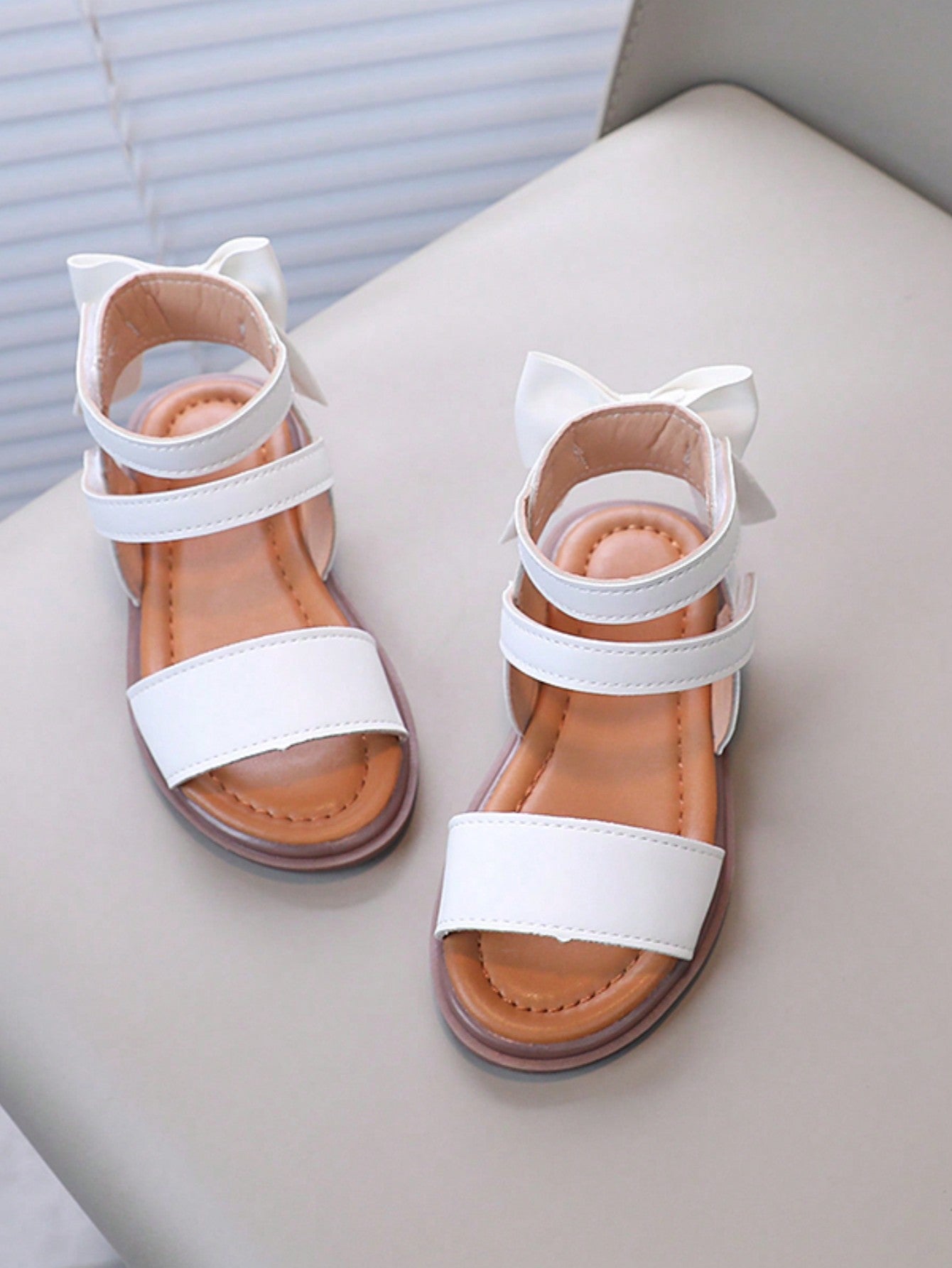 1pair Girls' Pu High Top Flat Sandals With Bowknot Decor, Suitable For Summer