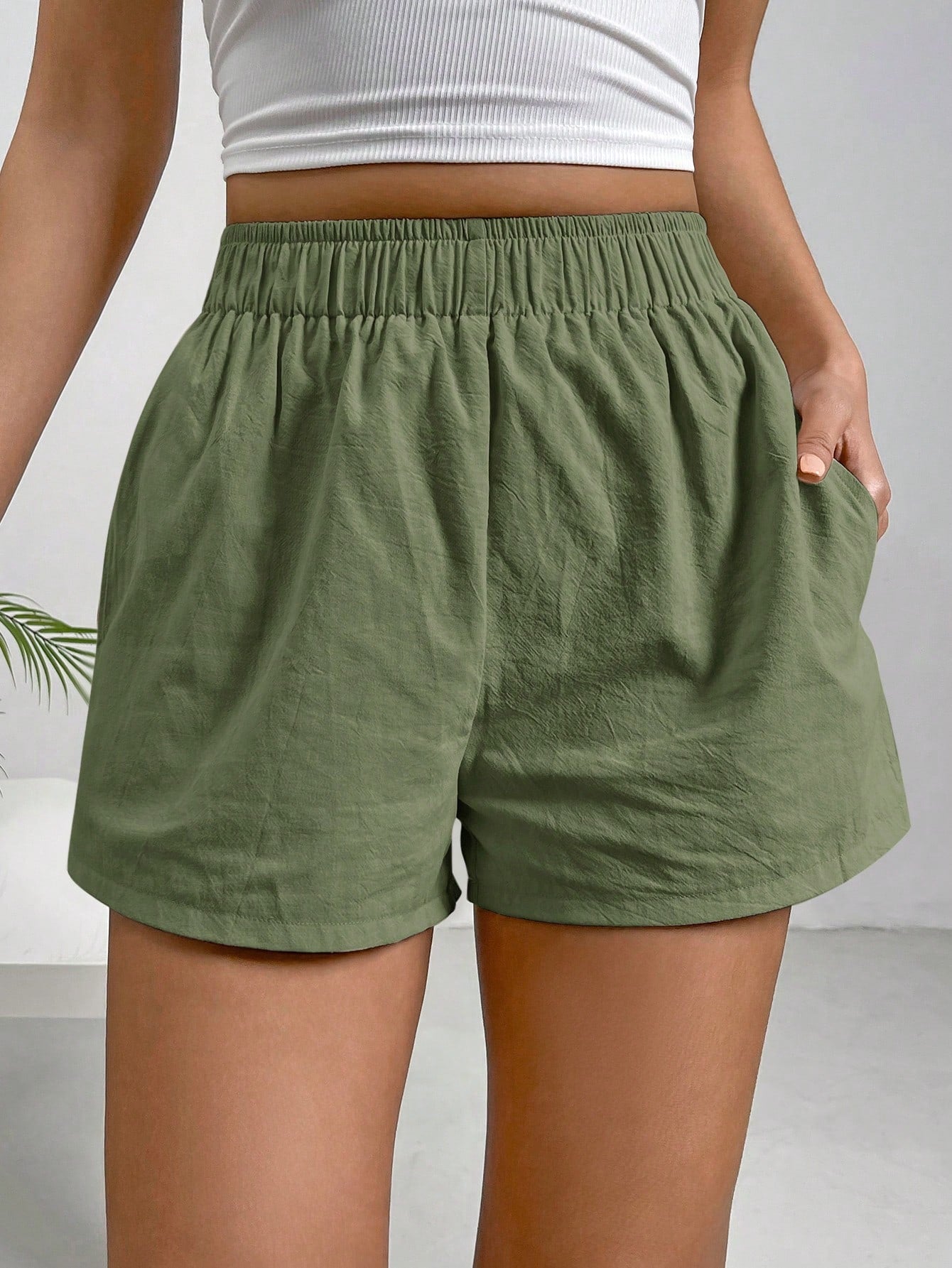 Solid Color Elastic Waist Shorts