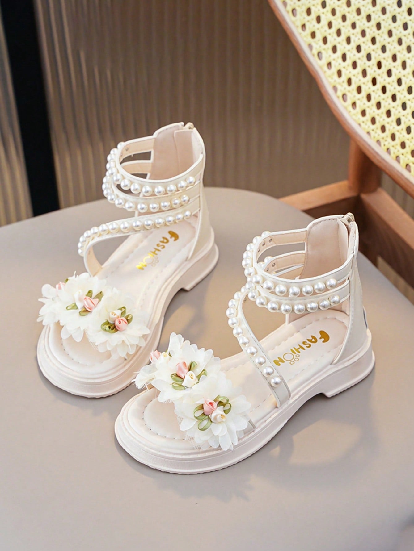 Girls' Flat Sandals With Flowers, Pearls, Zipper & Platform, Suitable For Toddlers, Little Kids, Big Kids