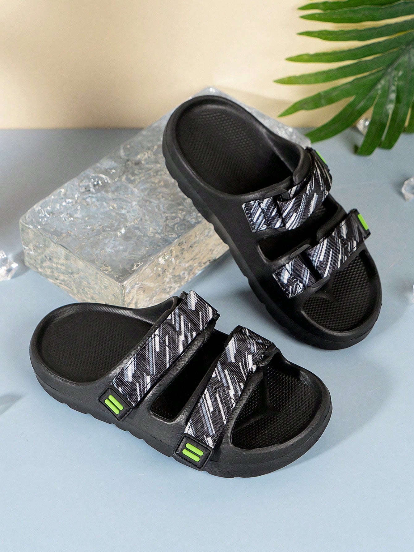 2024 New Children Outdoor/Beach EVA Slipper, Unisex Toddler Indoor Slip-On Hook-And-Loop Sandal For Summer