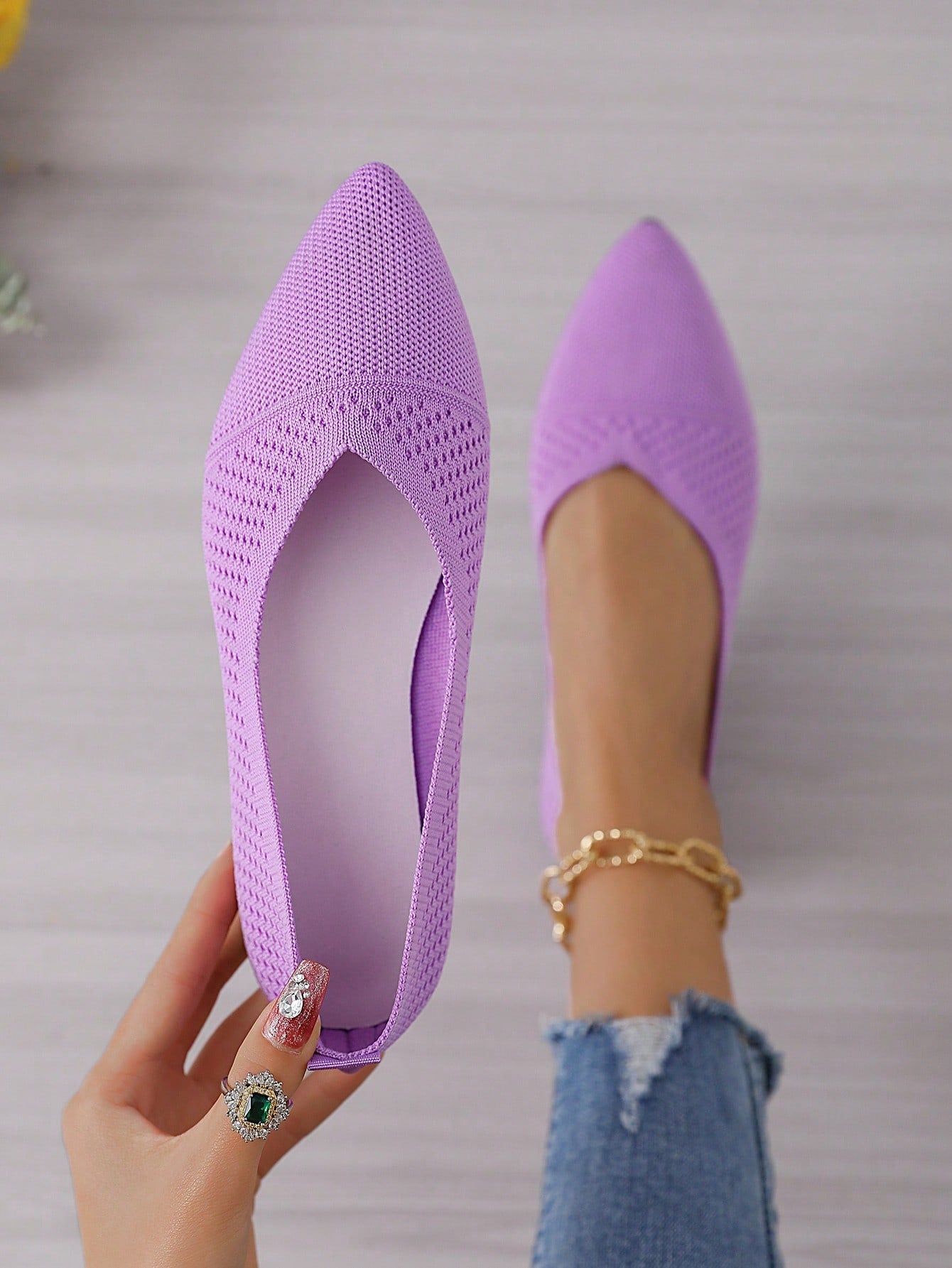 Knitted Women's Flat Shoes, Including Breathable Knitted Flat Shoes, Elegant Pointed Dress Shoes, And Lightweight Slip-On Shoes