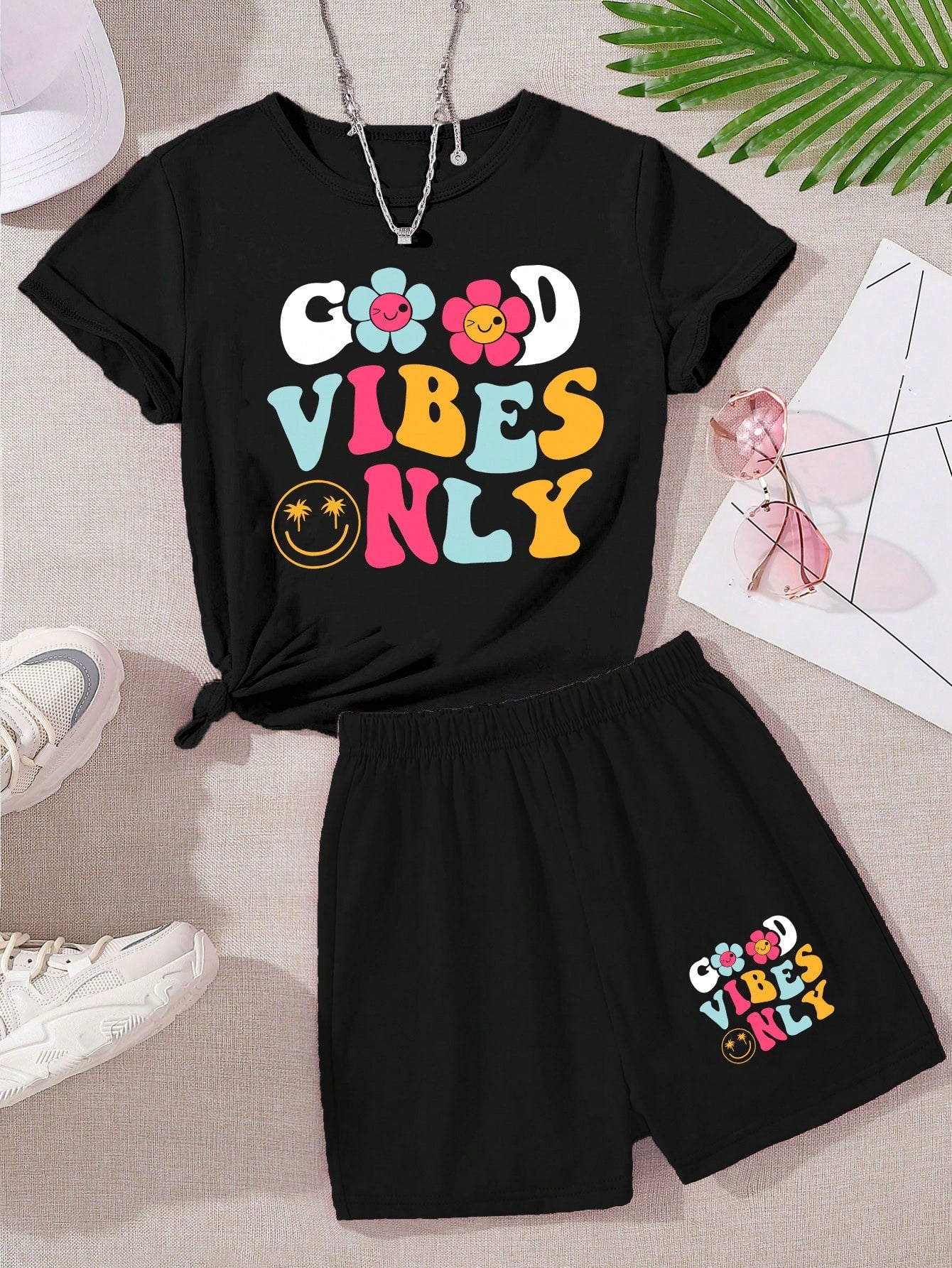 Teen Girls' Slogan & Printed Short Sleeve T-Shirt And Shorts Set