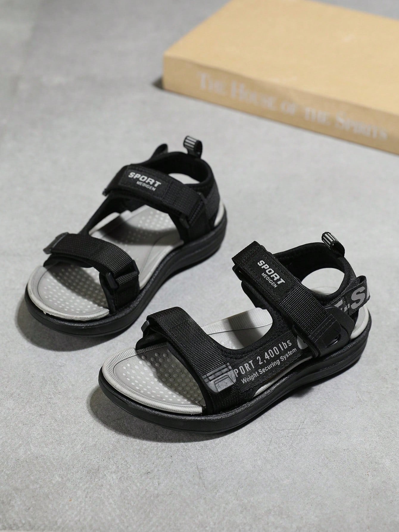 1 Pair Summer Teenager Solid Color Sport Sandal For Boys