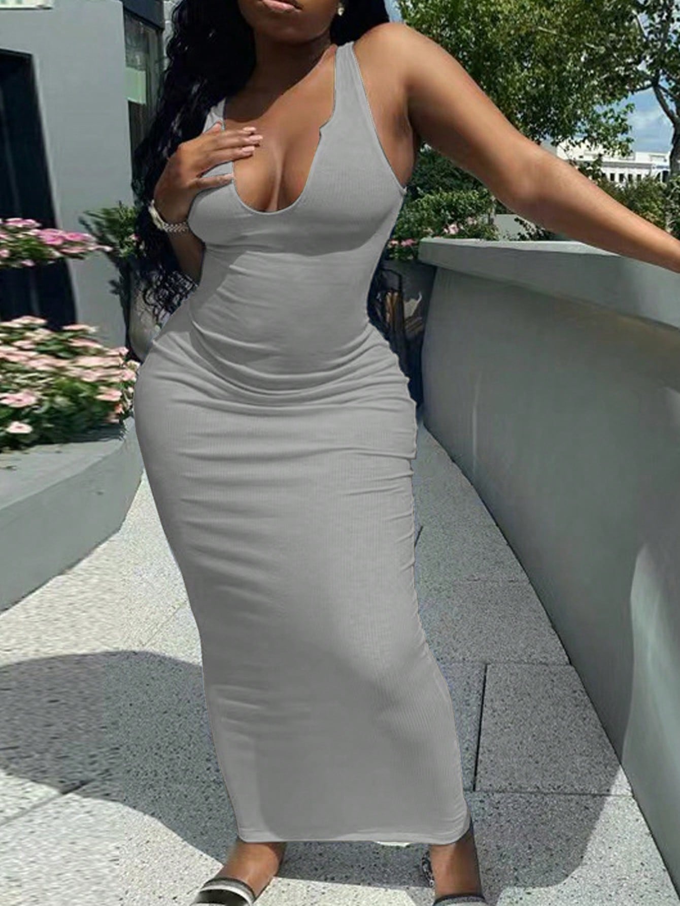 Fashionable And Casual Plus Size Women Dress Street Sexy Tank Dress With V-Neck Cut-Out Design