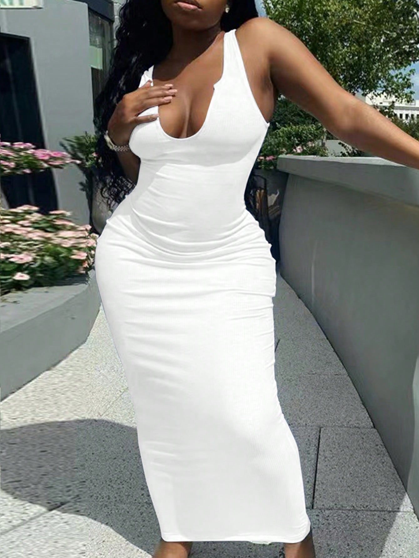 Fashionable And Casual Plus Size Women Dress Street Sexy Tank Dress With V-Neck Cut-Out Design