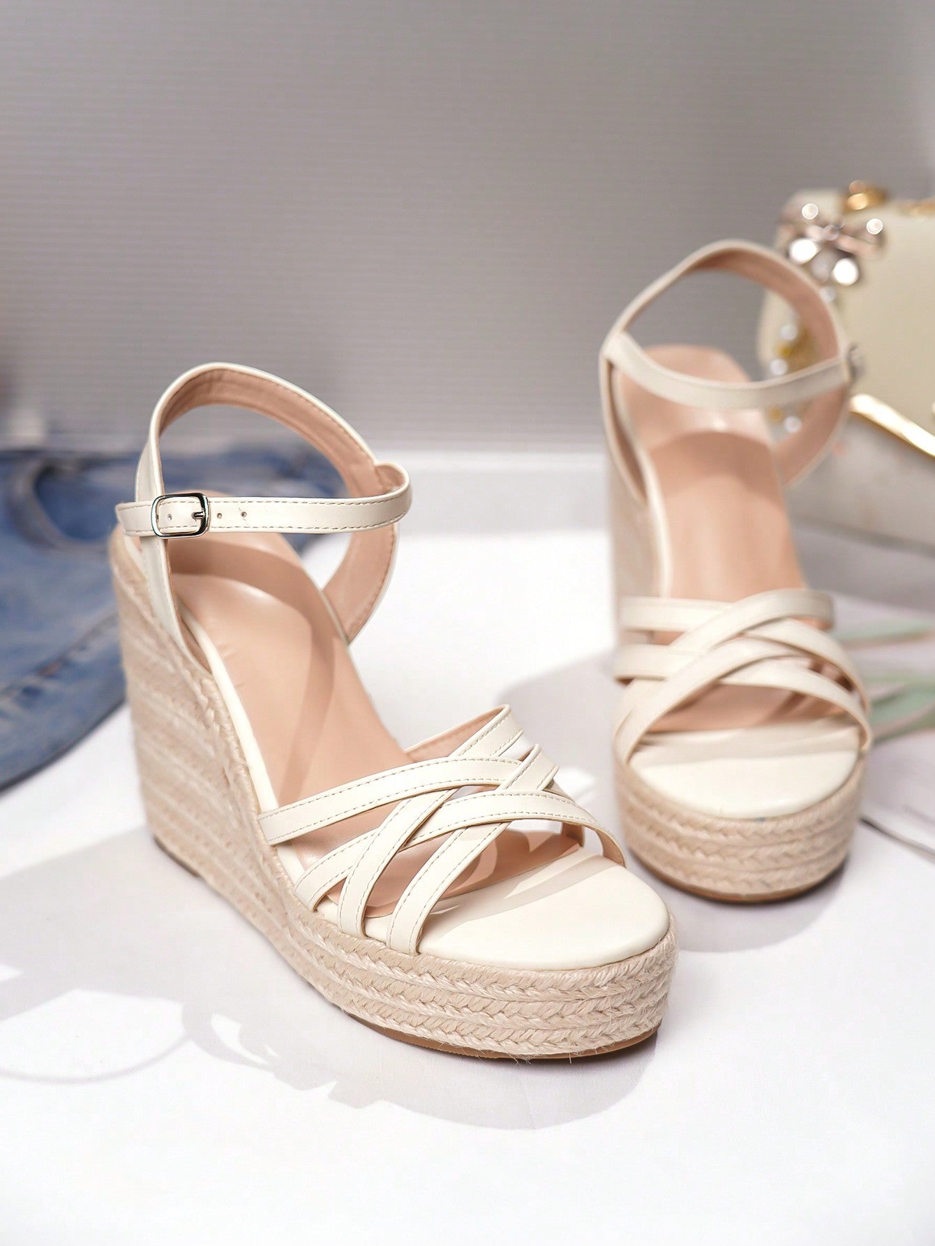 Teens Fashionable Beige Summer Heeled Sandals