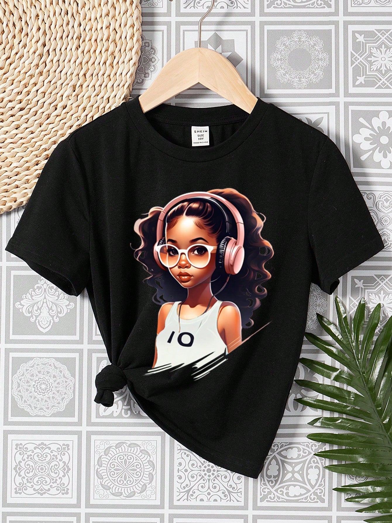 Tween Girls' Casual Minimalist Portrait Printed Short Sleeve T-Shirt, Summer