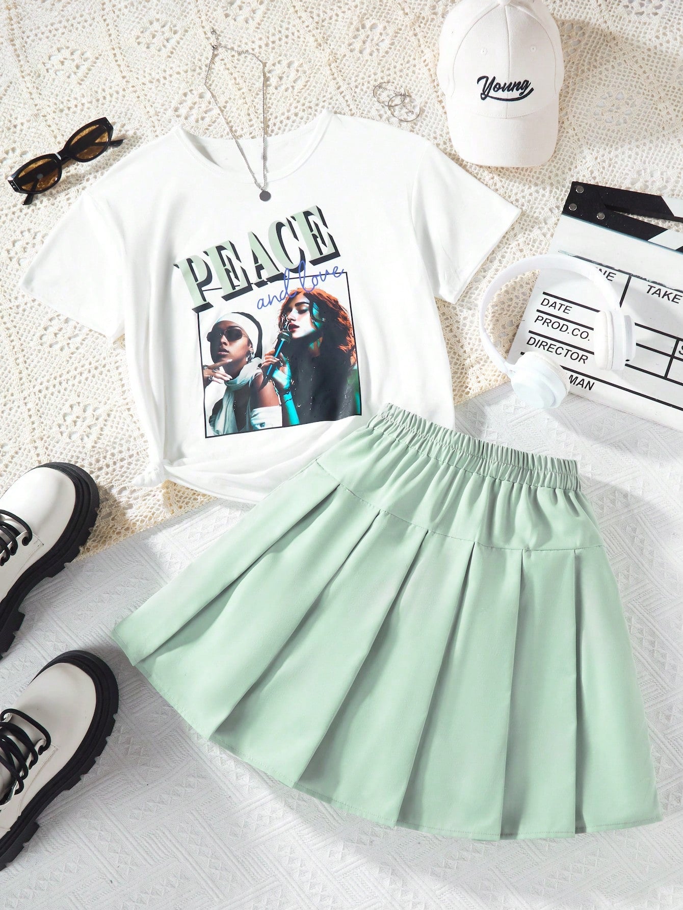 Tween Girl Casual College Style Short Sleeve T-Shirt And Skirt 2pcs Set