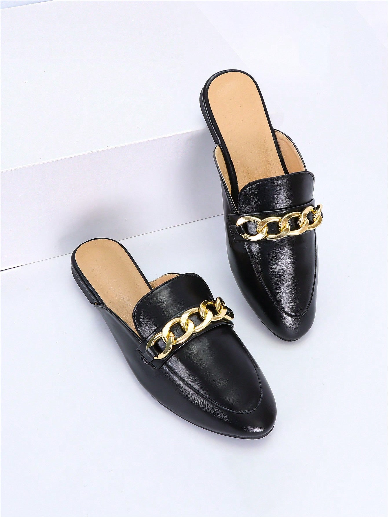 Women's Summer New Simple Style Slip-On Mule Shoes With Soft Leather And Metal Decorations, Fashionable And Versatile Outdoor Loafers