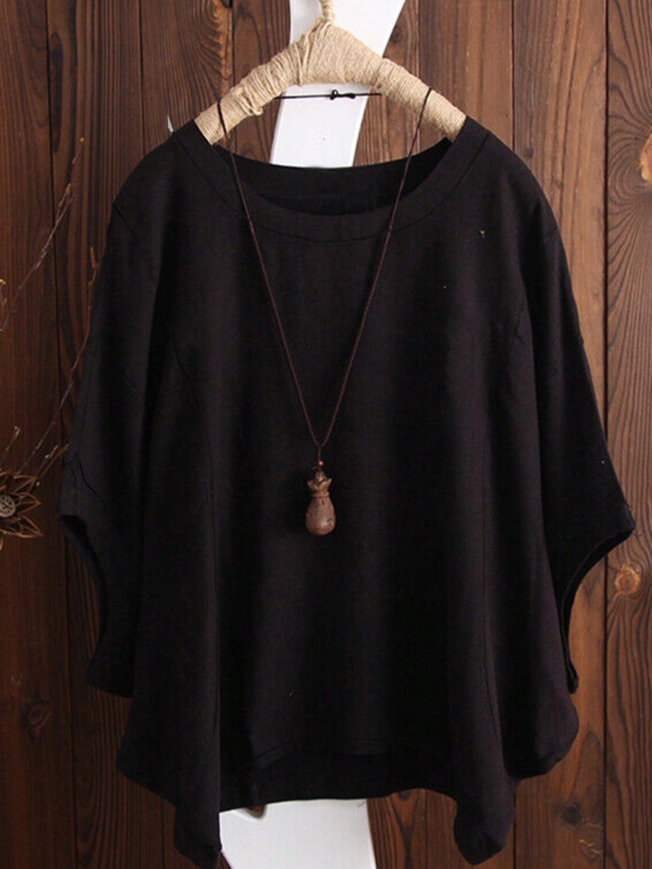 Women's Vintage Linen Round Neck Batwing Sleeve Shirt