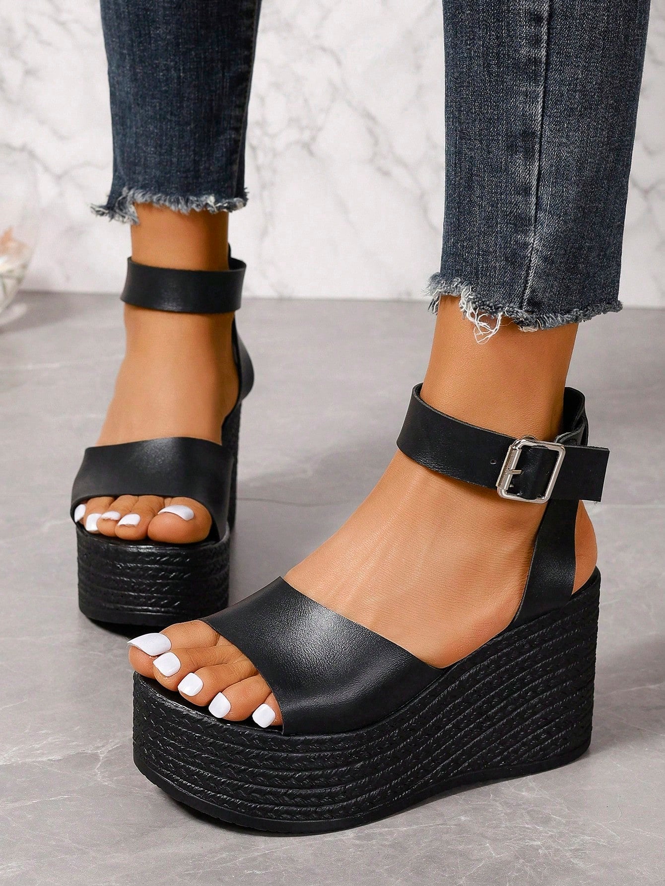 Women Plus Size Fashionable Weaving Open Toe Thick Platform Wedge Heel Sandals