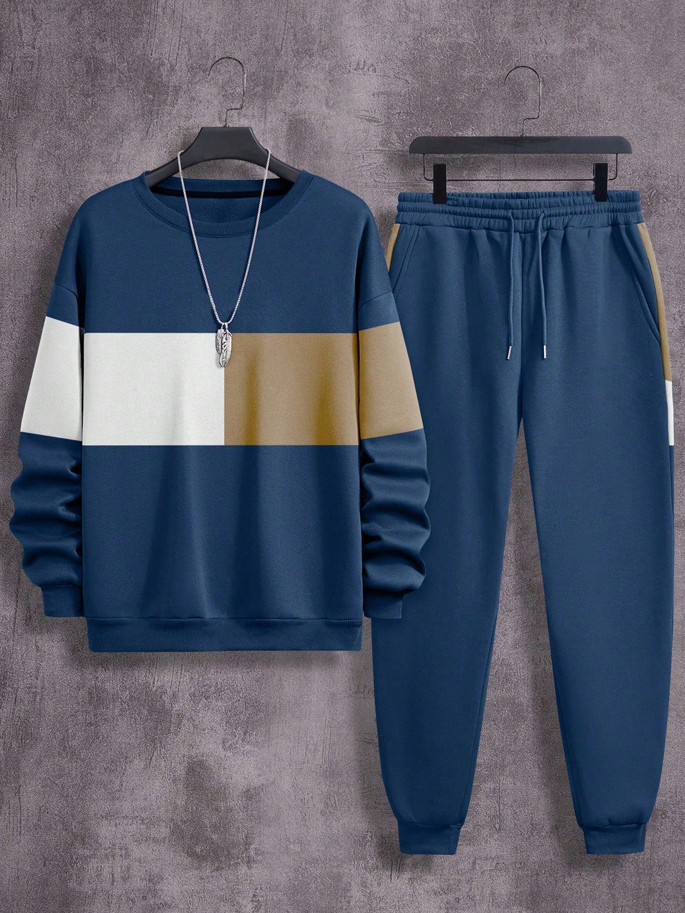 Men's Color Blocking Round Neck Sweatshirt And Pants Tracksuit