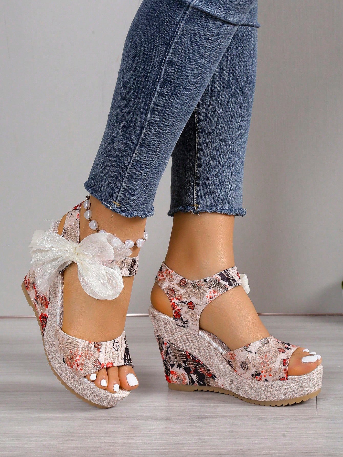 European Women Wedge Heel Platform Sandals With Ribbon Wrap 2024 New Spring And Summer Outdoor Casual Wearable One-Piece Strap Sandals Model Stage Sexy High Heels Mixed Color Flower Beach Comfortable Peep Toe Shoes