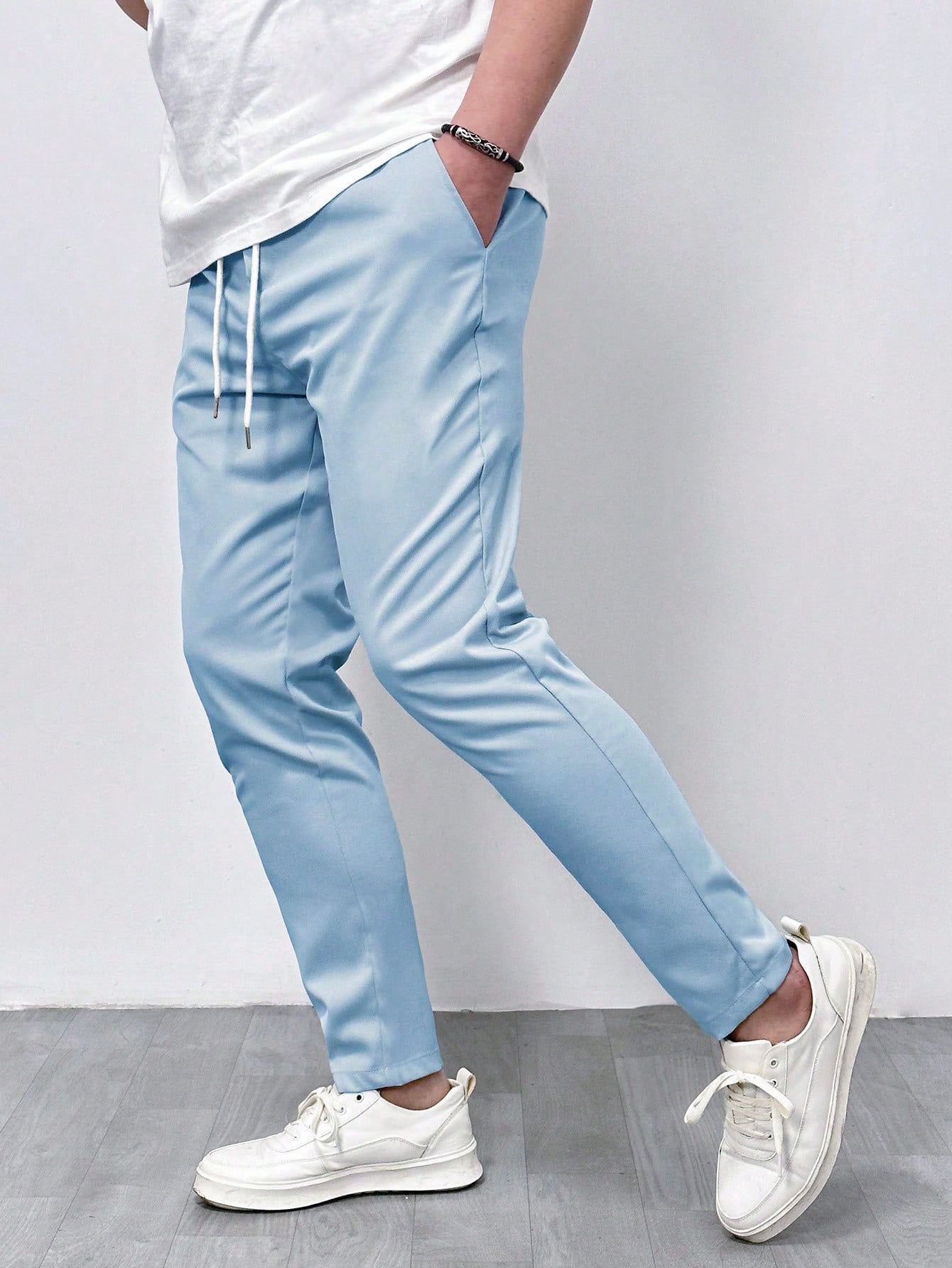 Men Slant Pocket Drawstring Waist Pants