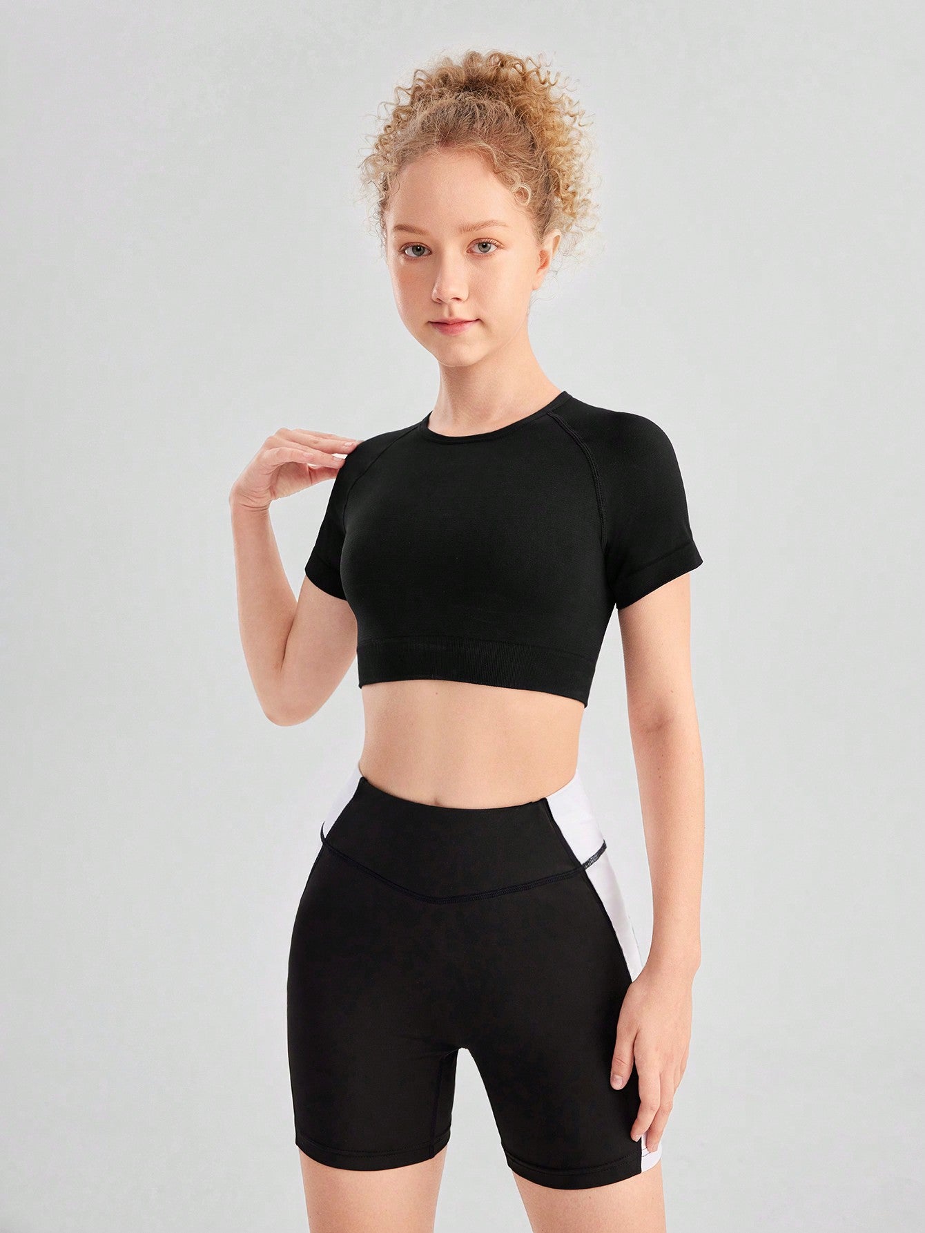 Teen Girl Sports & Fitness Black Short Sleeve Top For Outdoor Activities