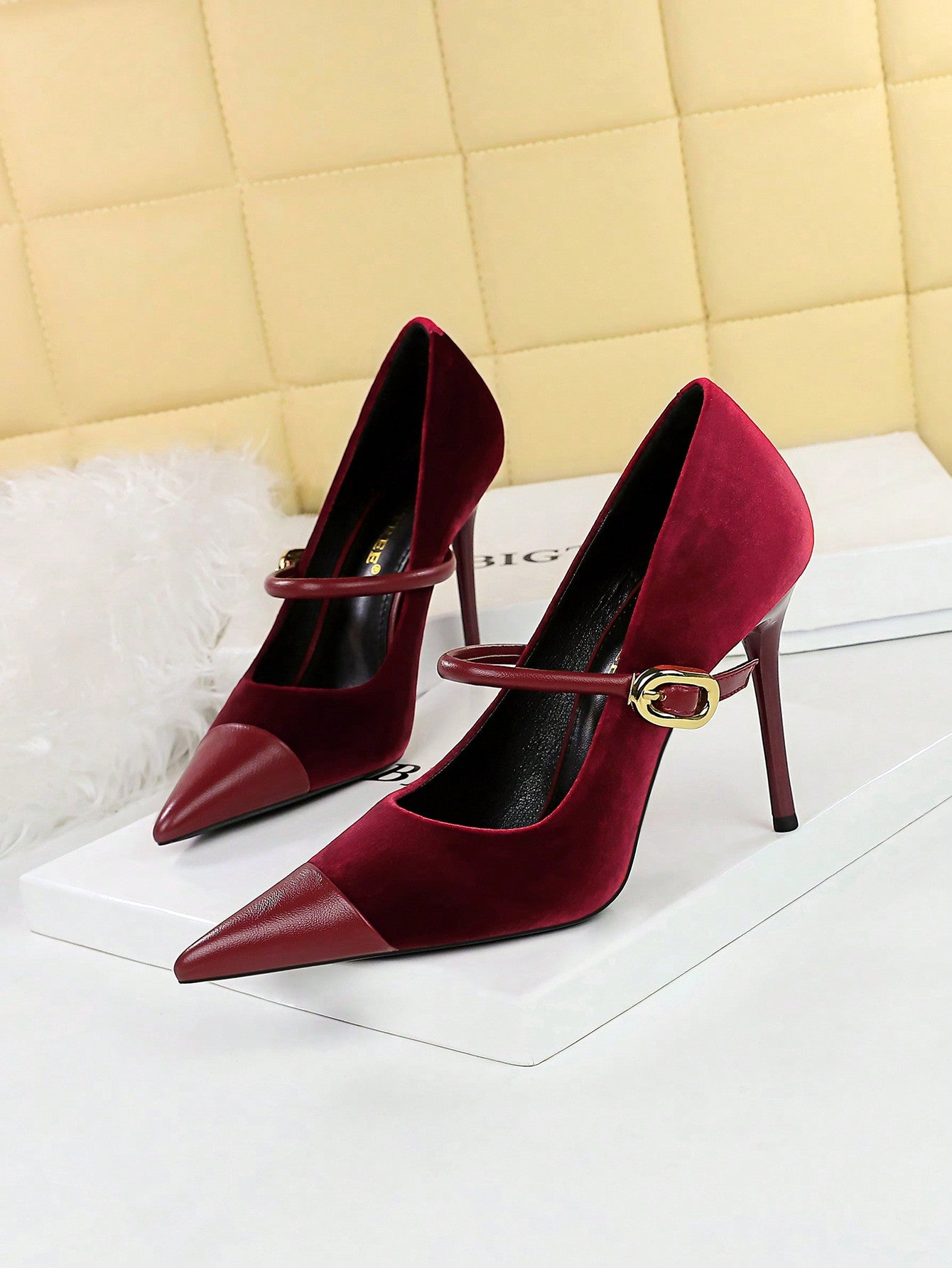 Party High Heels With Fine Heels, Shallow Mouth, Pointed Toe, Suede Patchwork, Thin Metallic Buckle, Shoes