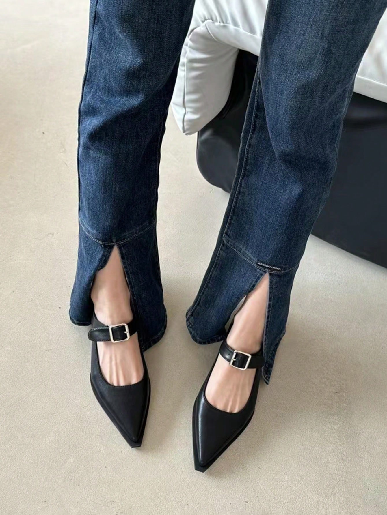 Vintage Mary Jane Shoes With French Pointed Toe And Chunky Heels For Women, Perfect Match For Dress In Spring And Autumn, Black Leather Shoes