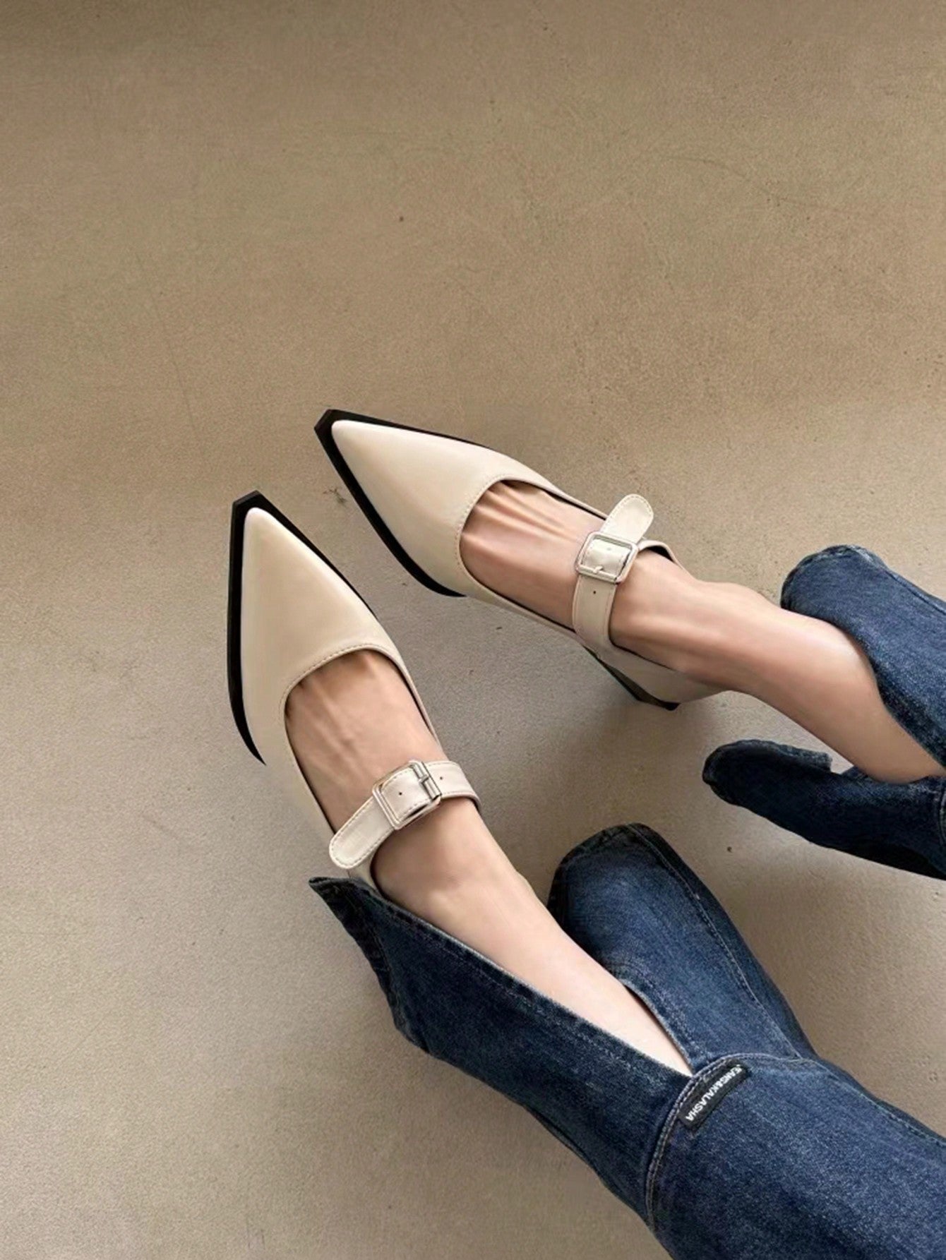 Vintage Mary Jane Shoes With French Pointed Toe And Chunky Heels For Women, Perfect Match For Dress In Spring And Autumn, Black Leather Shoes