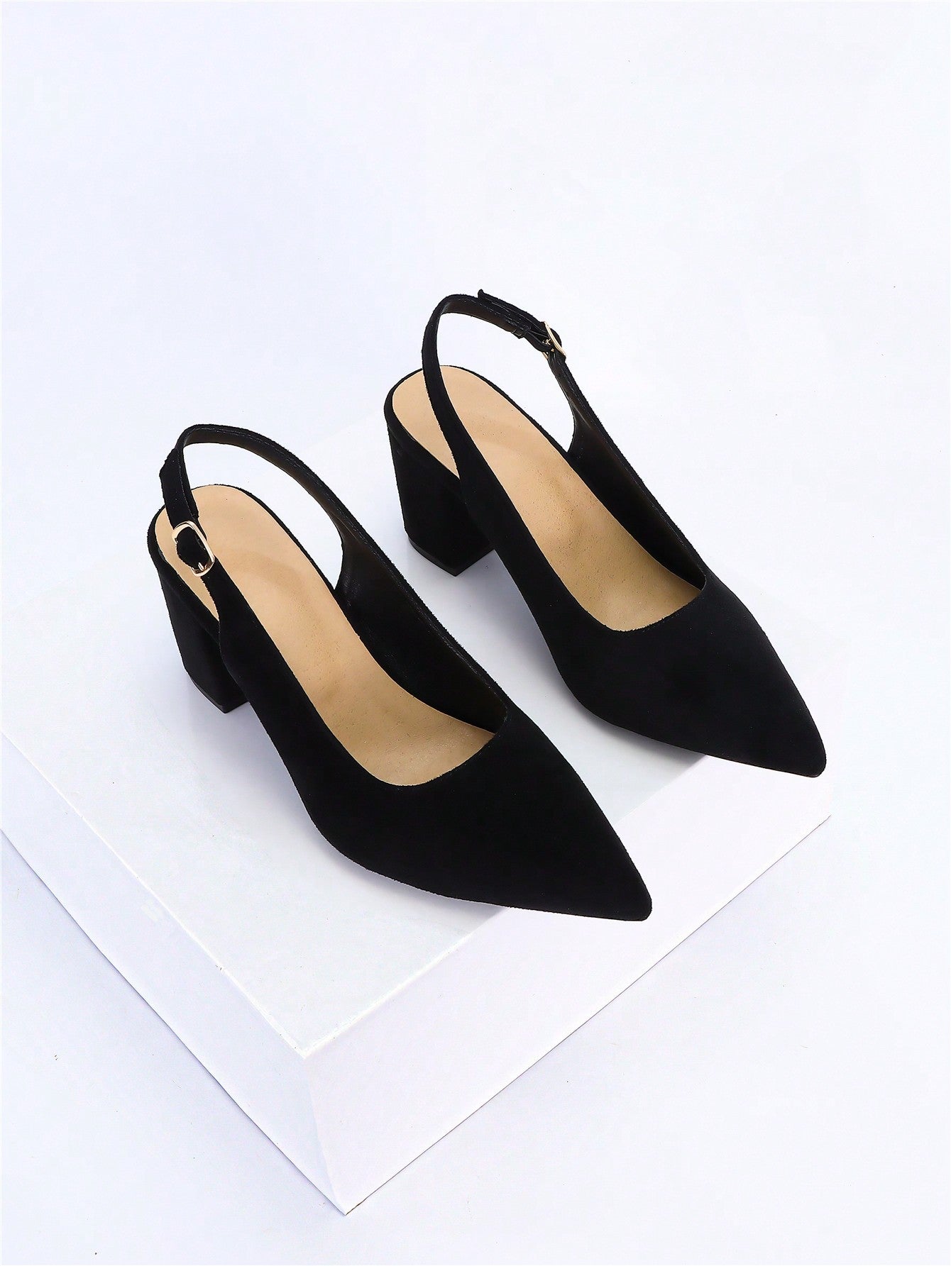 Women's Faux Suede Pointed Toe Chunky Heel Outdoor Pumps With Back Strap