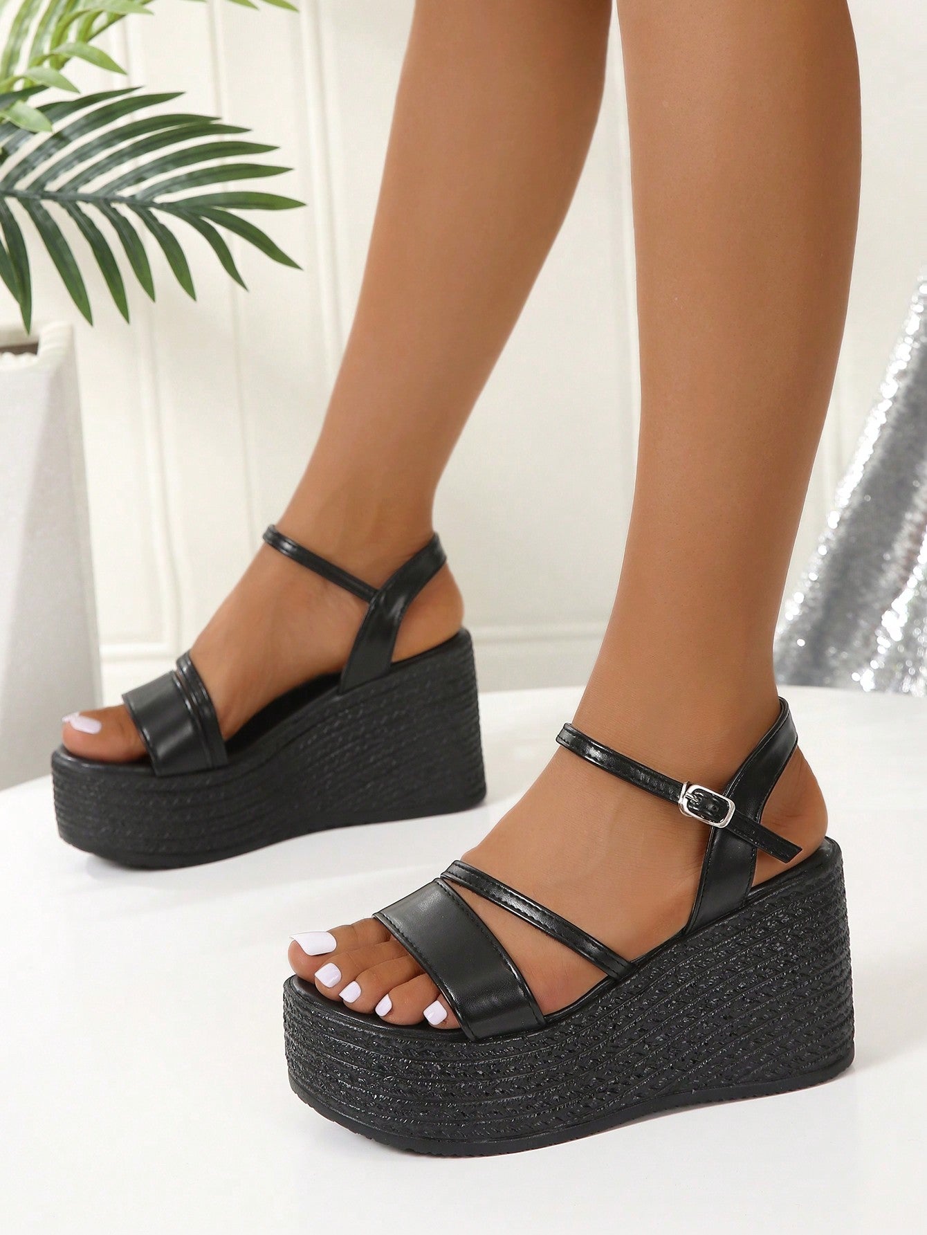 Women Plus Size Fashionable Weaving Open Toe Thick Platform Wedge Heel Sandals