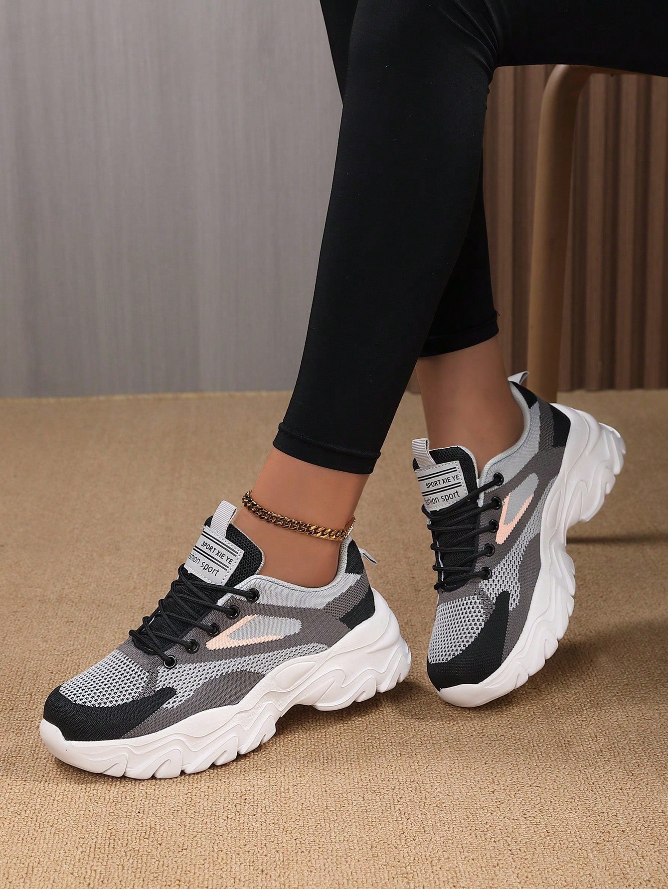 Breathable Mesh Light Comfortable Running Shoes With Soft Sole For Women