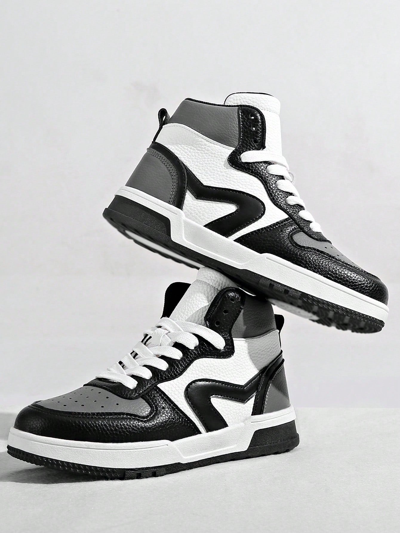 Kids/Girls' Outdoor Lace-Up Closure Casual Sports Shoes, White, Rose Pink, Beige Color Block High-Top Skating Shoes, Leather Upper, Zipper Closure, Perforated Design, Comfortable Padded Collar, Mid-Top, Fashionable Retro Streetwear, Multi-Functional Daily