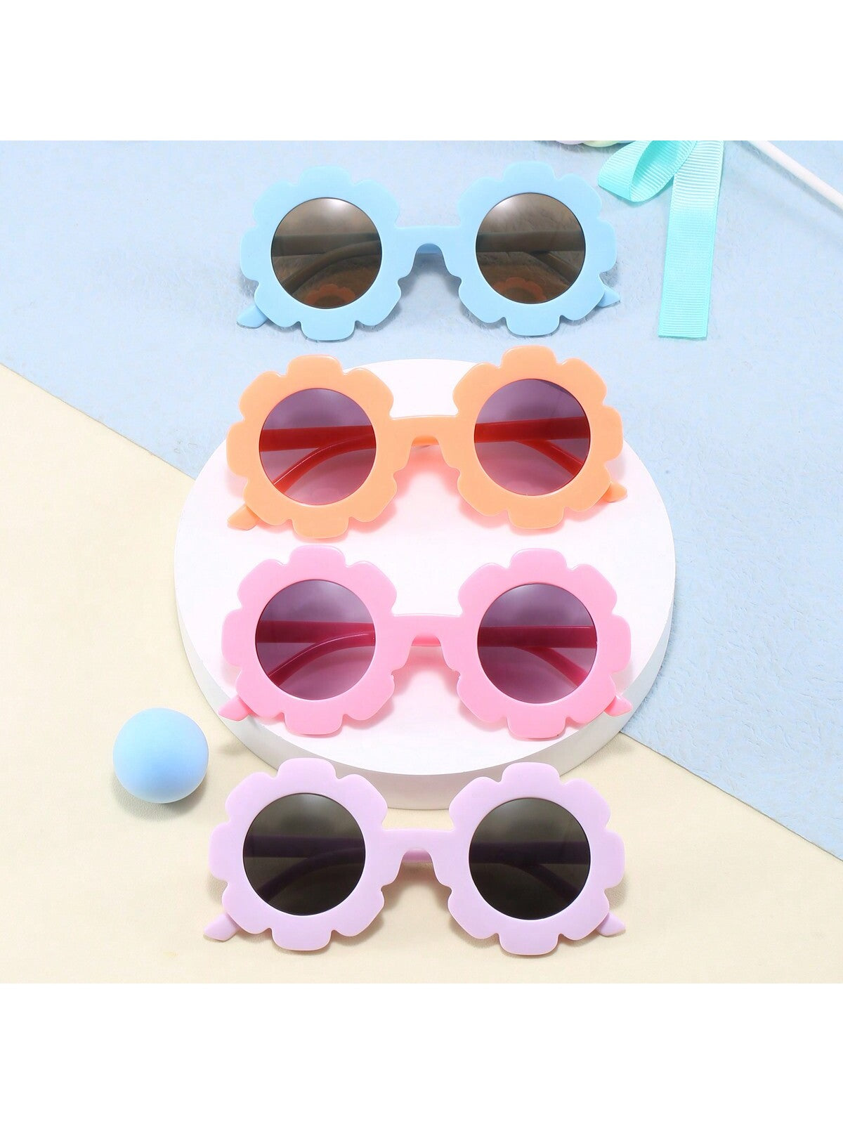 4pcs Boys' Girls' Round Flower Sunglasses, Personality Style, Outdoor Travel Sun Protection Sunglasses With Glasses Box And Glasses Cloth