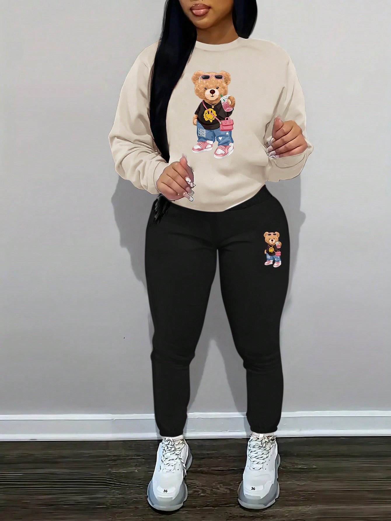 Women's Bear Pattern Printed Round Neck Long Sleeve Sweatshirt And Sweatpants Set