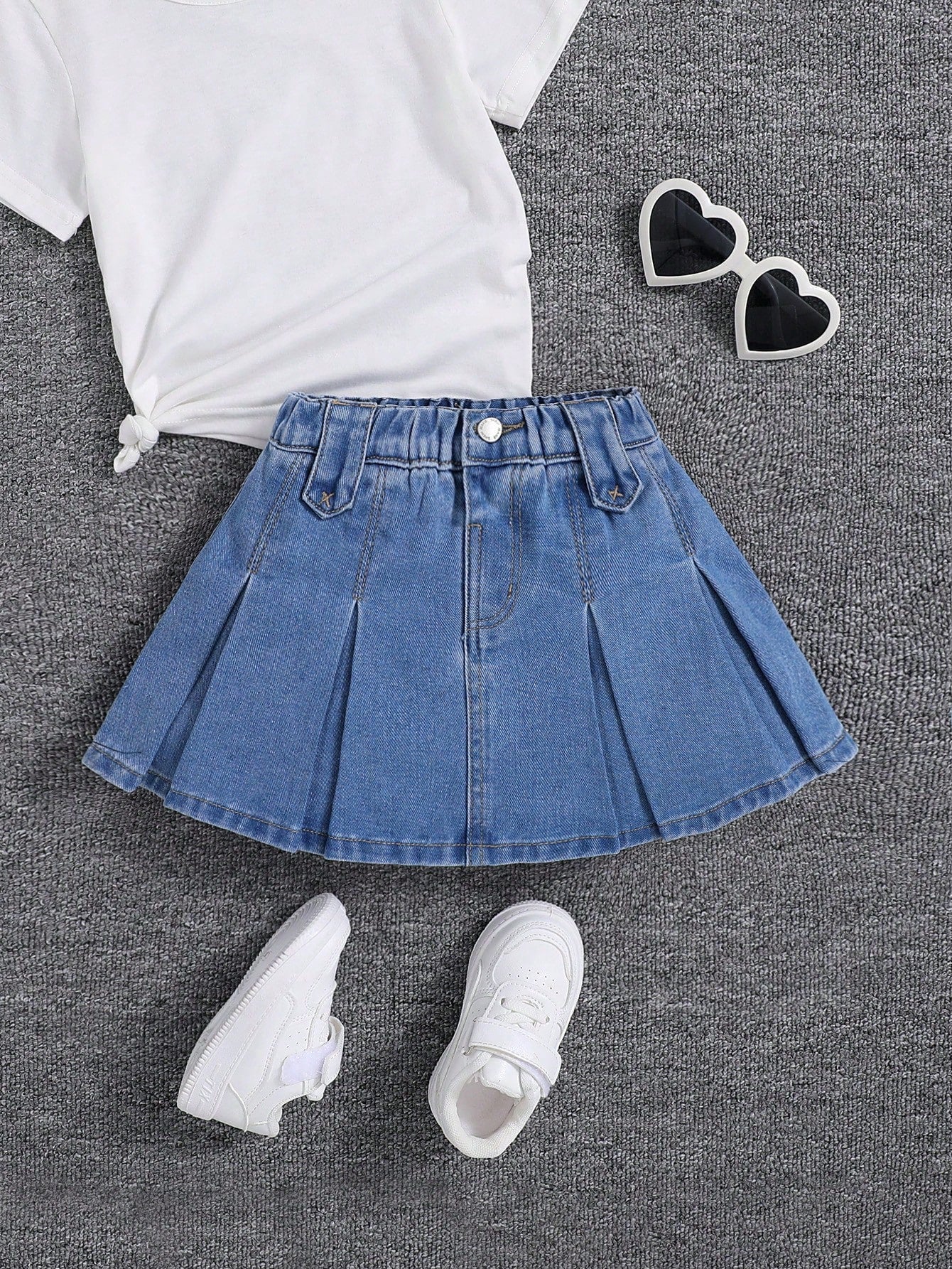 Young Girl's Casual Pleated Denim Skirt, Summer