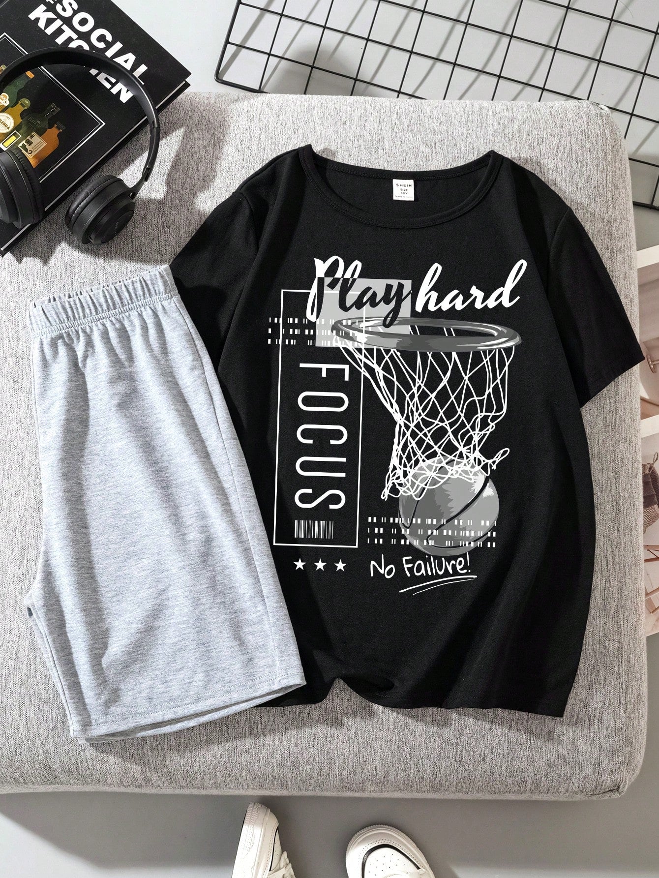 Tween Boy Casual Minimalist Basketball Letter Printed Short Sleeve T-Shirt And Shorts Set For Summer