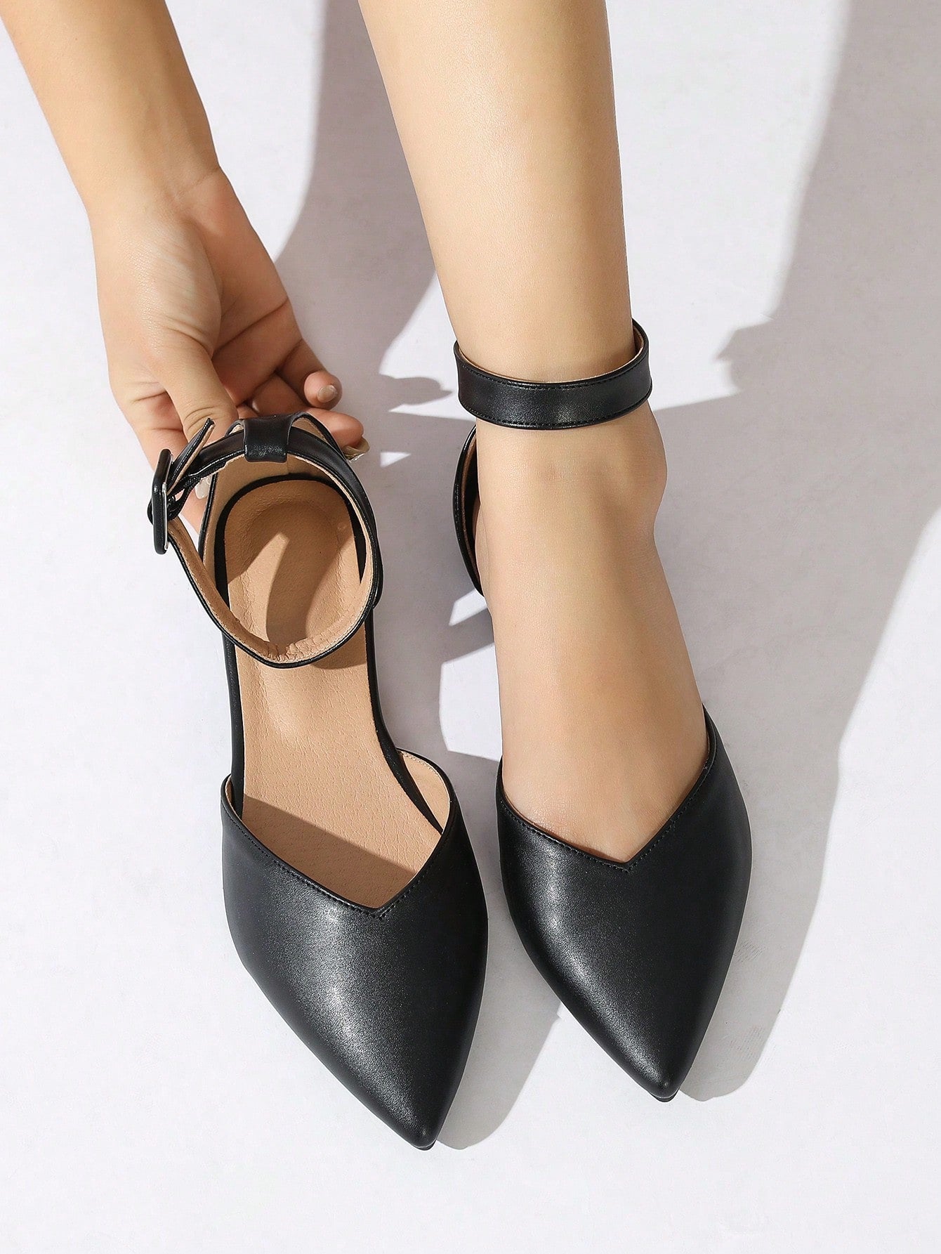 Women Summer New Simple Style Soft Leather Pointed Toe Hollow Out Flat Shoes For Outdoor Wear