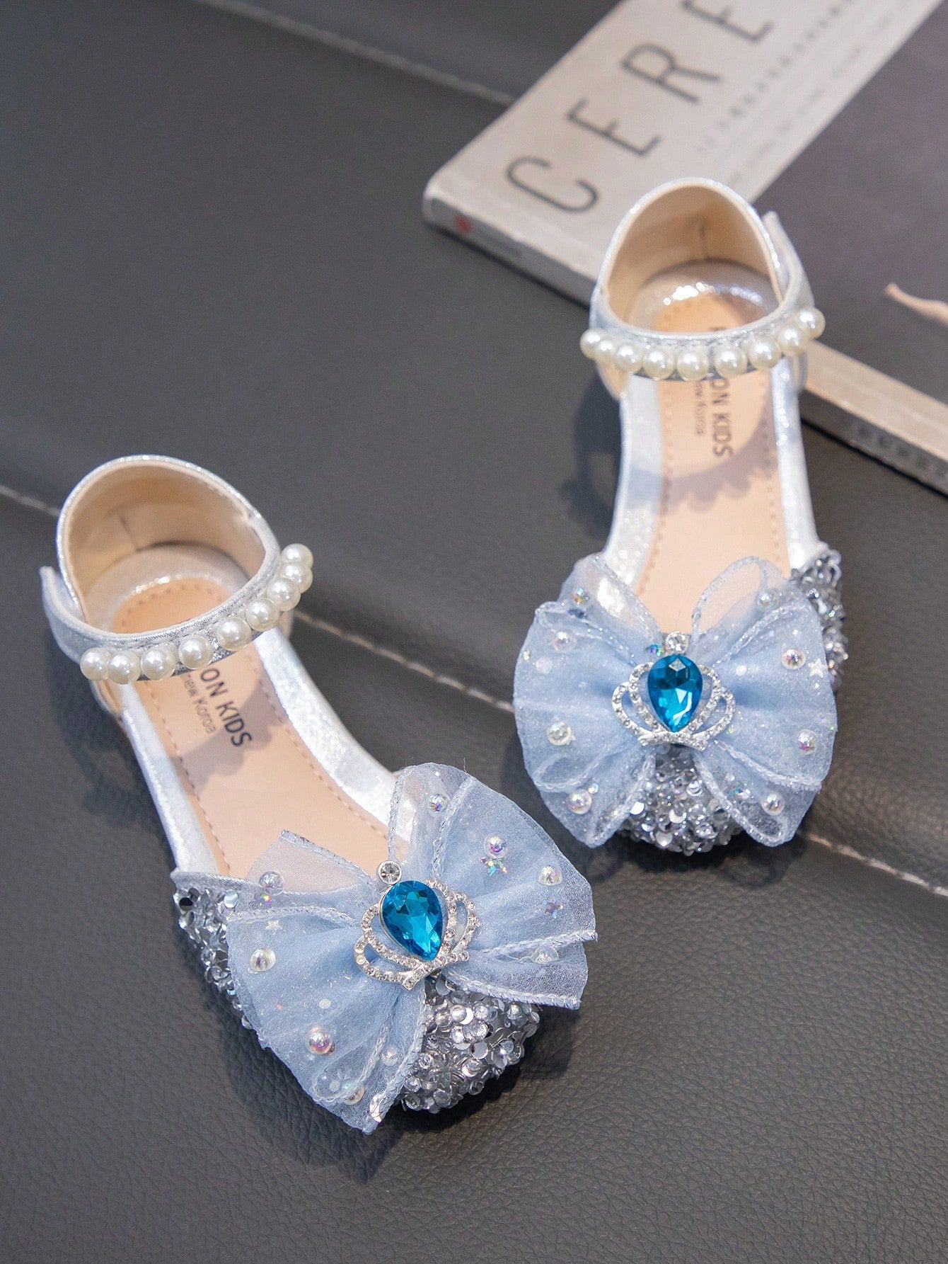 Fashionable & Cute Kids' Flat Shoes With Rhinestones For Girls