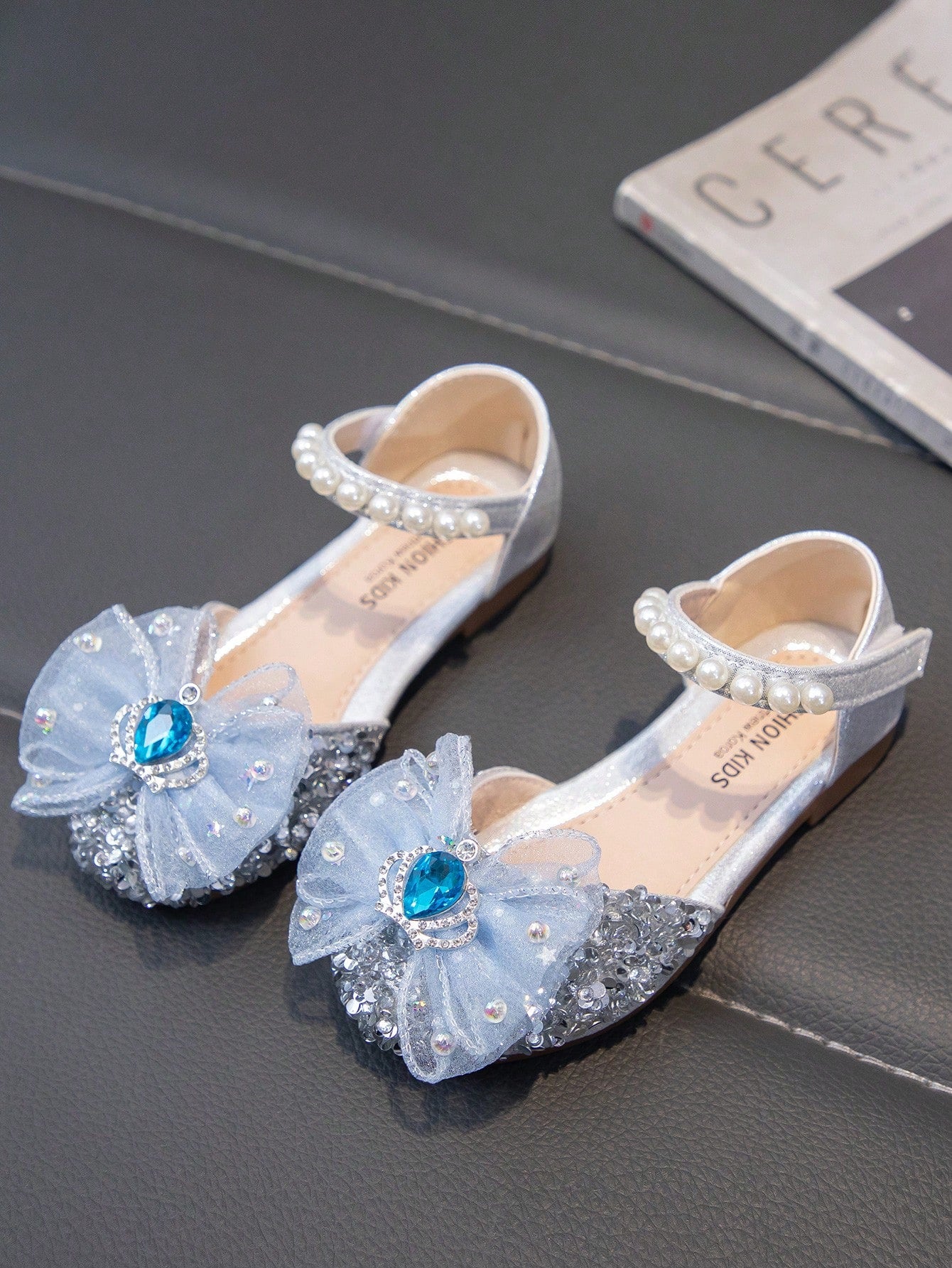 Fashionable & Cute Kids' Flat Shoes With Rhinestones For Girls