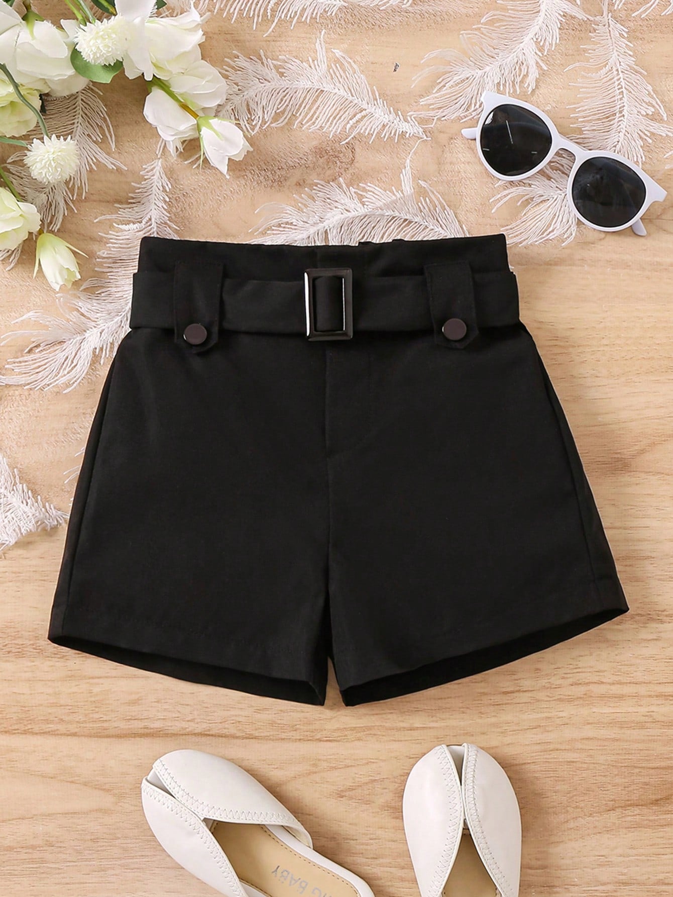 Young Girl Solid Color Casual Shorts With Belt