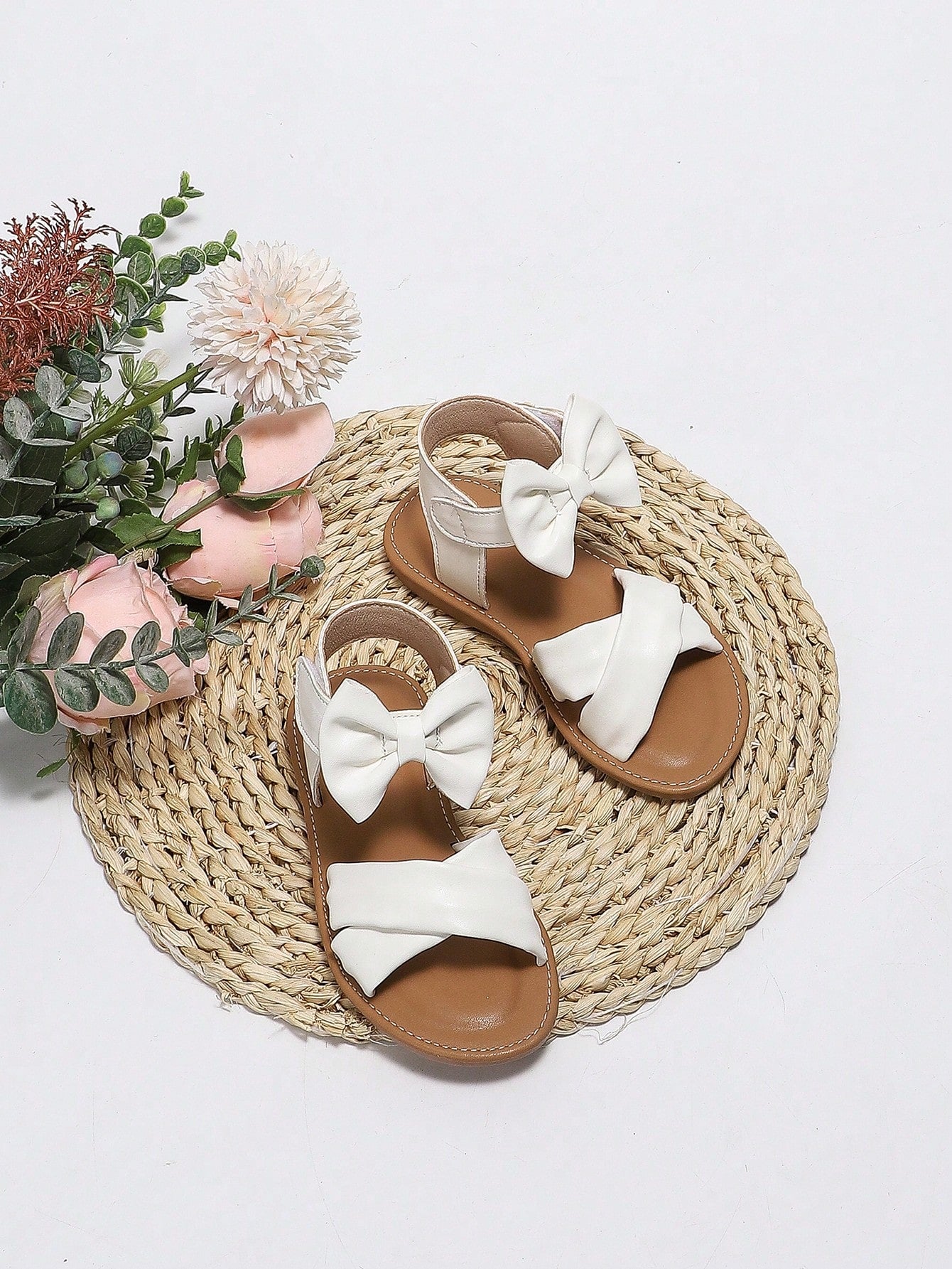 Girls' Cute Beige Bow Knot Flat Sandals For Daily Casual, Holidays, Beach