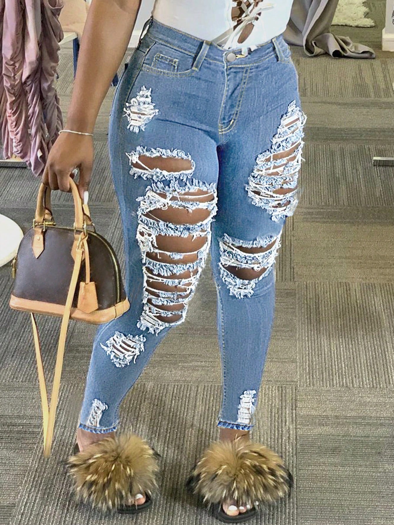 Ladies' Ripped & Skinny & Sexy Jeans With Cropped Hem